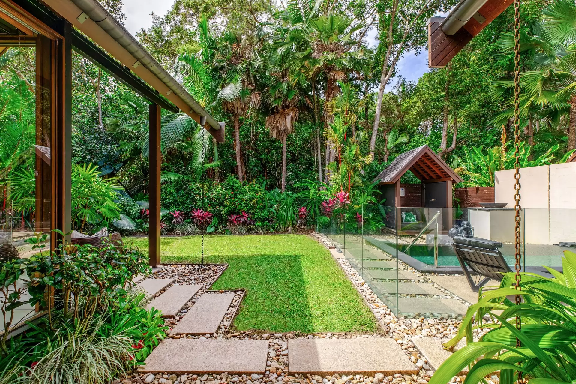 4 Bale Drive, Port Douglas For Sale by Queensland Sotheby's International Realty - image 1