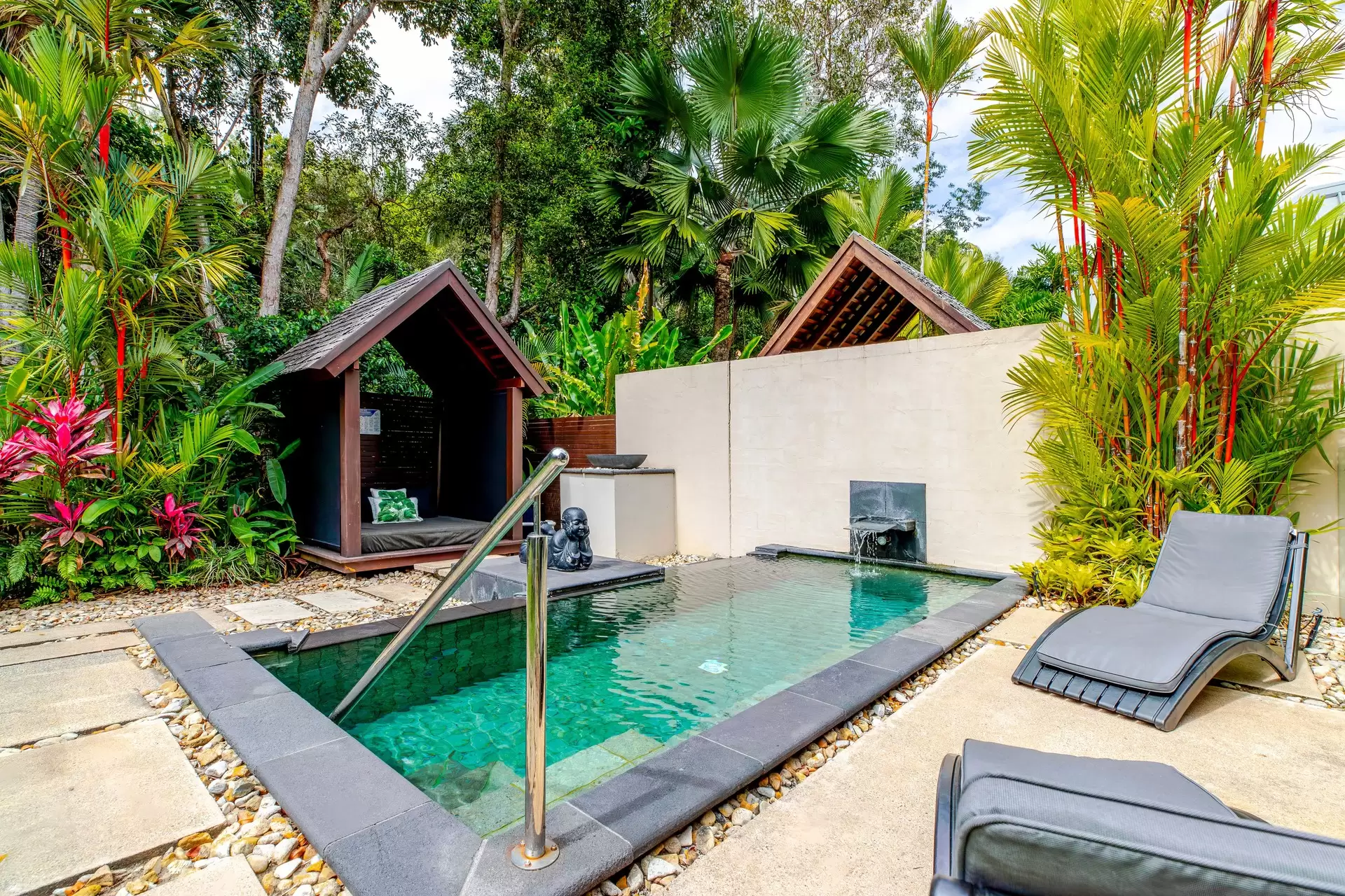 4 Bale Drive, Port Douglas For Sale by Queensland Sotheby's International Realty - image 1