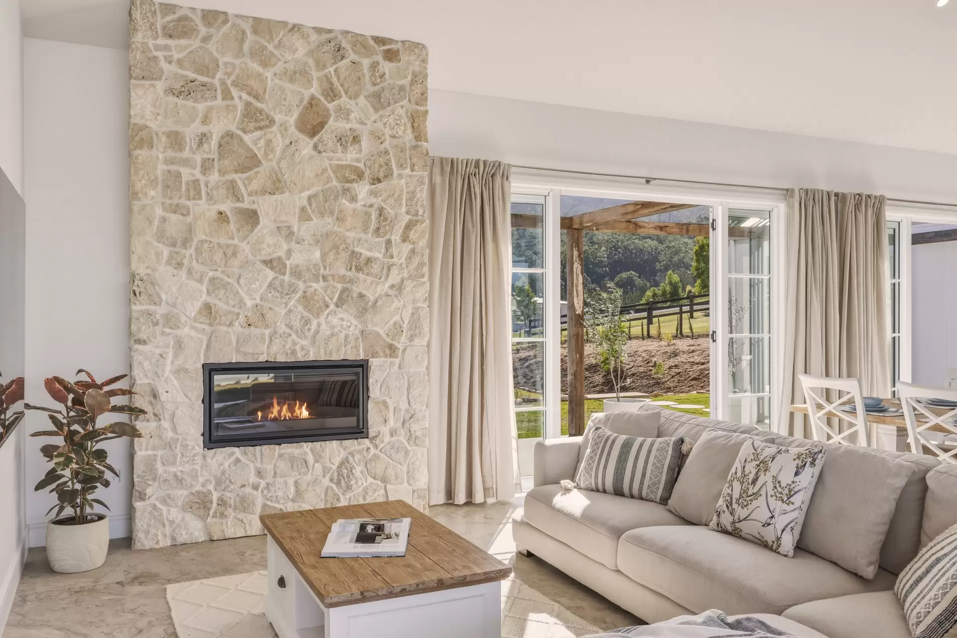 6 Timothy  Place, Benobble For Sale by  - image 1