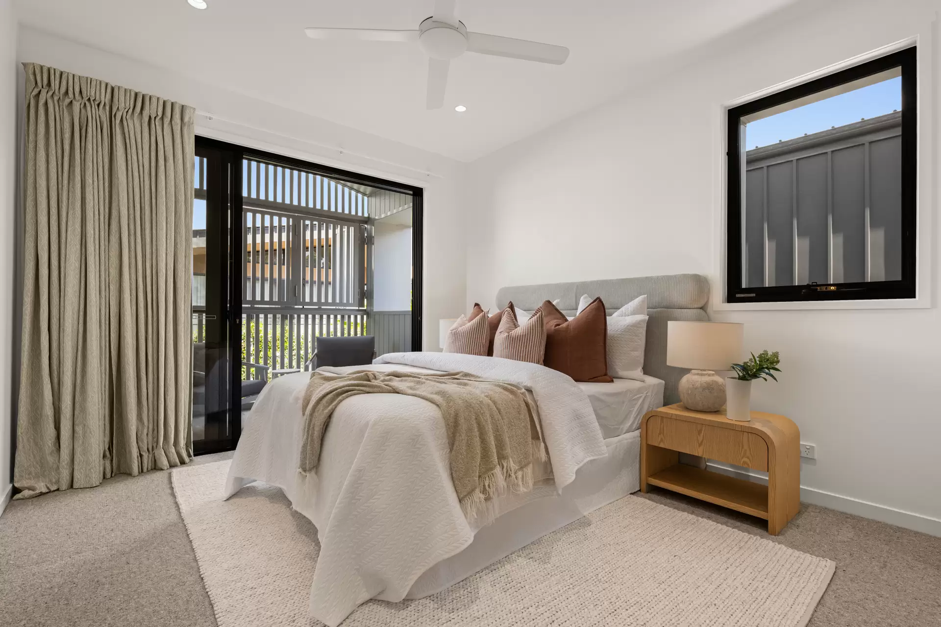5/270 Ocean Drive, Twin Waters For Sale by Queensland Sotheby's International Realty - image 1