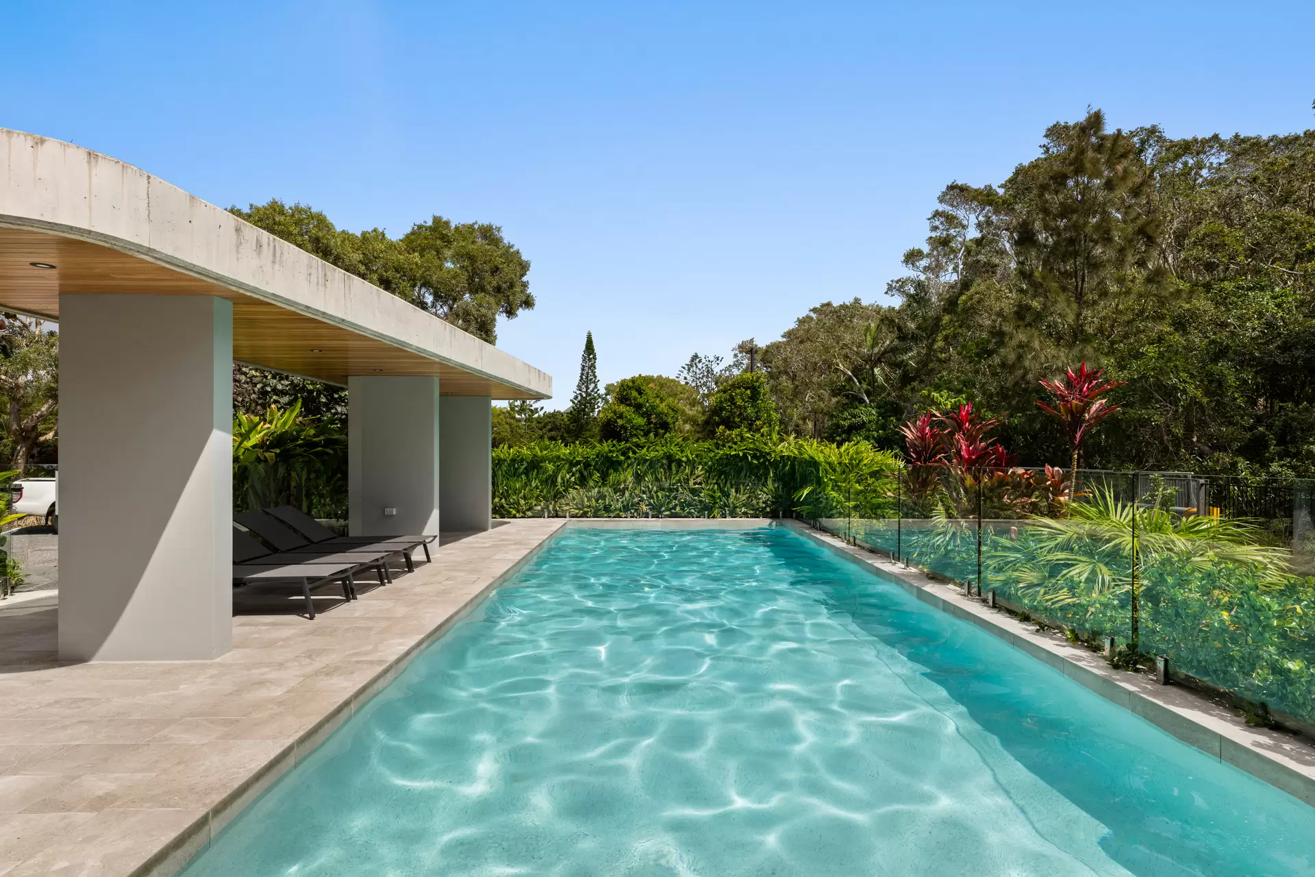 5/270 Ocean Drive, Twin Waters For Sale by Queensland Sotheby's International Realty - image 1