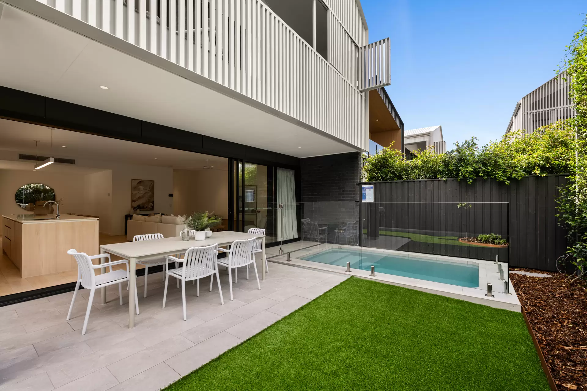 5/270 Ocean Drive, Twin Waters For Sale by Queensland Sotheby's International Realty - image 1