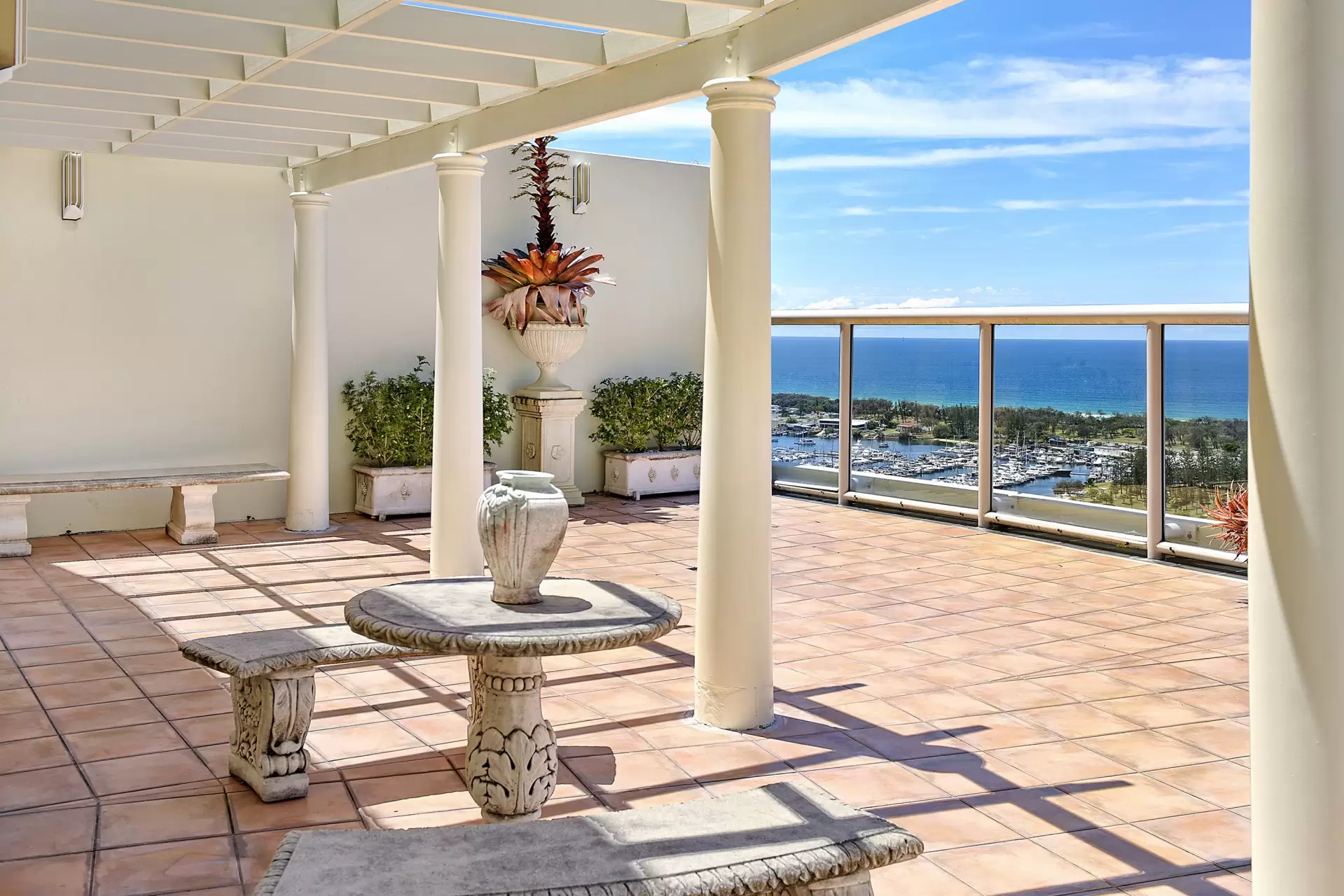 B27-1/75 Brighton Parade, Southport Sold by Queensland Sotheby's International Realty - image 1