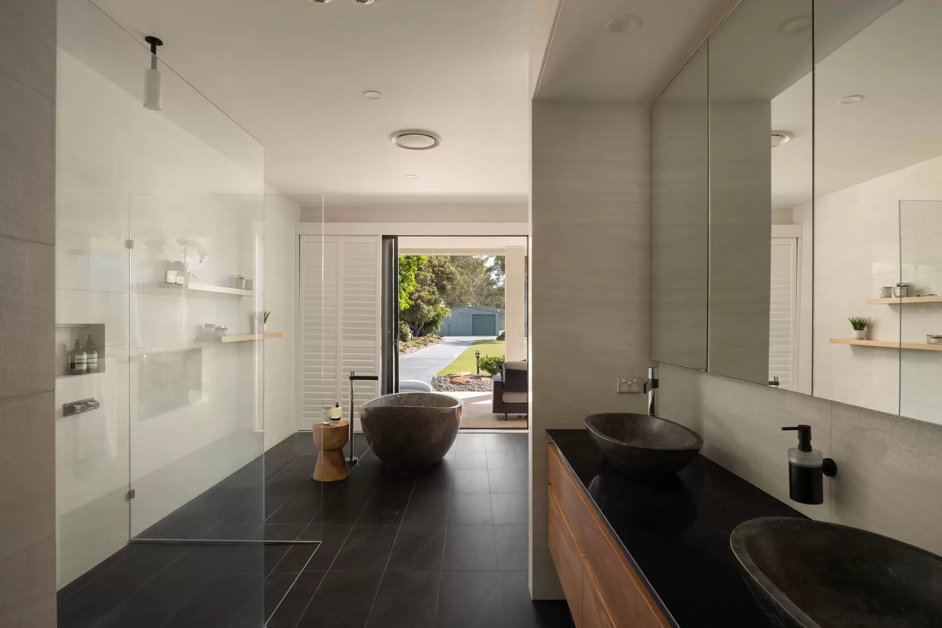 120 London Road, Belmont For Sale by  - image 1