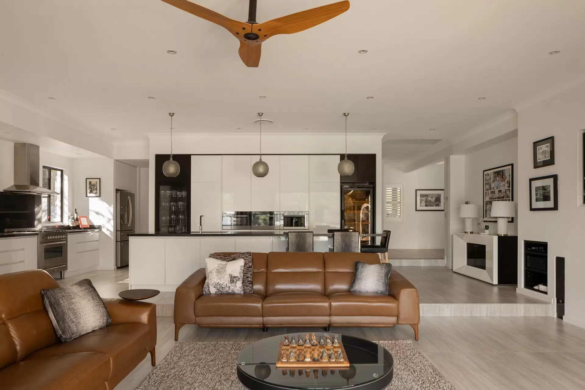 120 London Road, Belmont For Sale by  - image 1