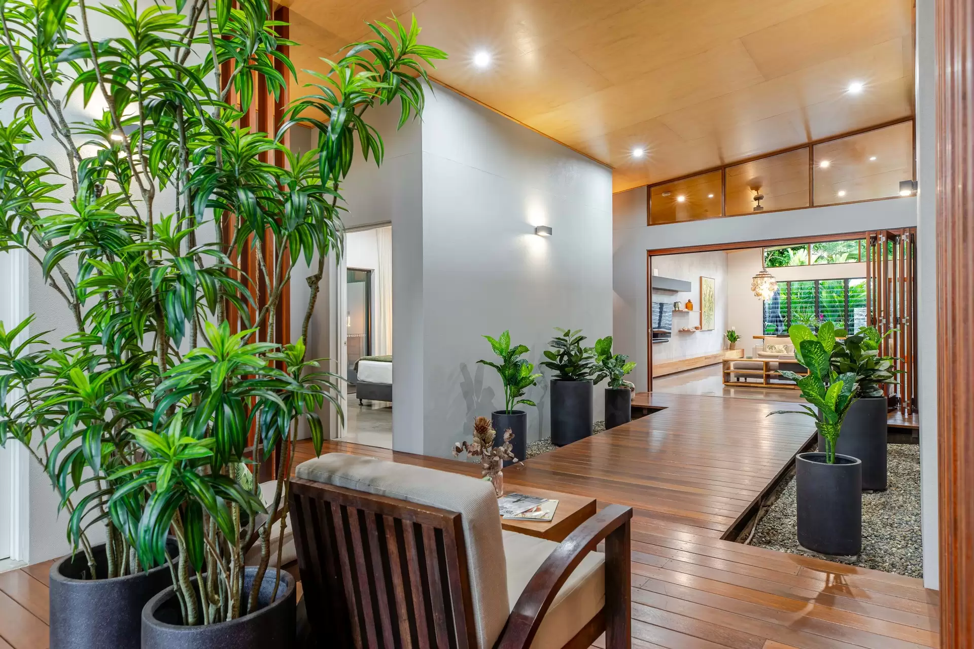 3 Seabrook Avenue, Port Douglas For Sale by Queensland Sotheby's International Realty - image 1