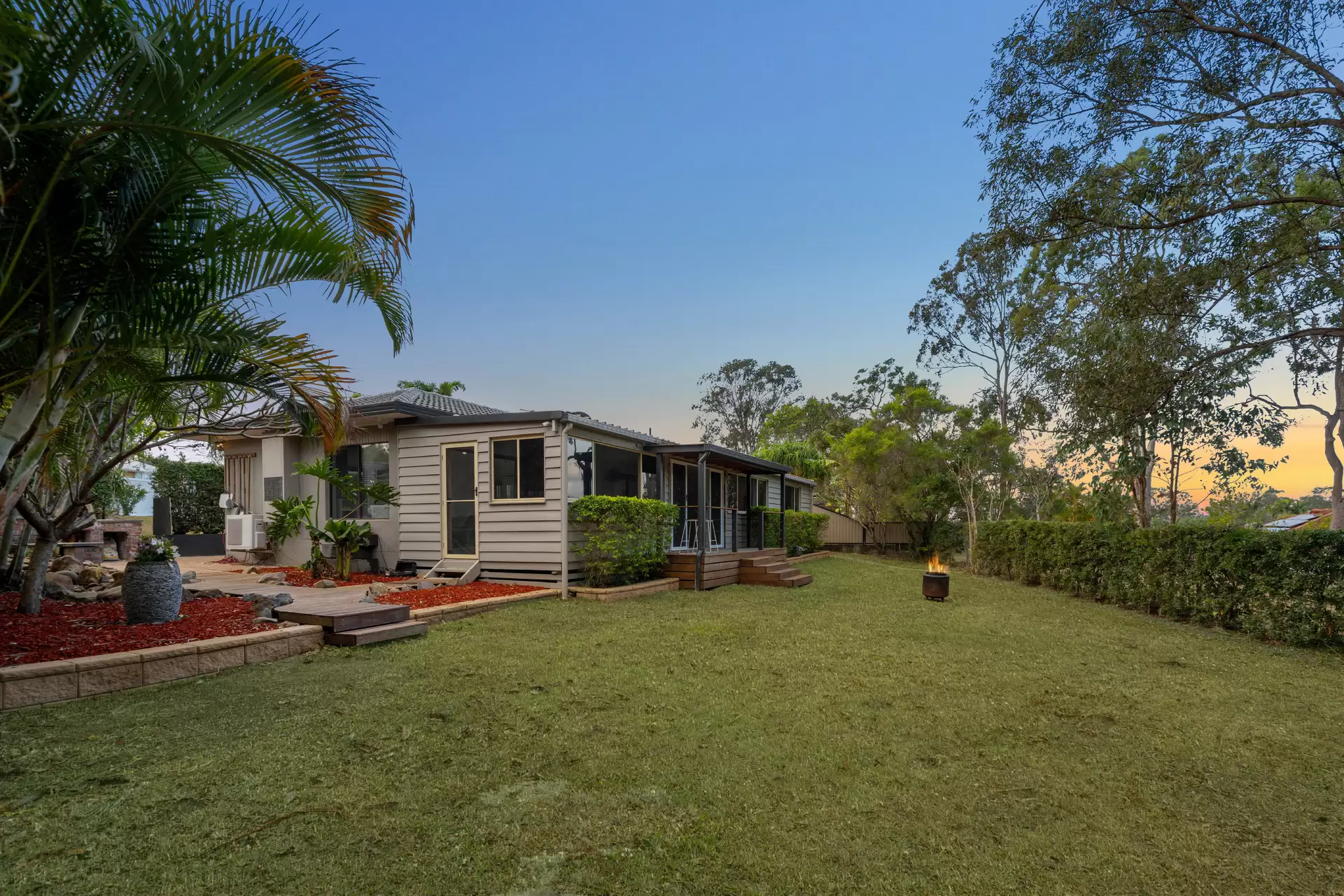 10 Eildon Place, Helensvale For Sale by Queensland Sotheby's International Realty - image 1
