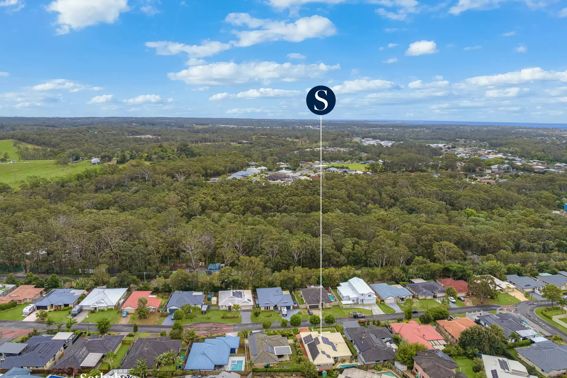 10 Portland Parade, Redland Bay For Sale by Queensland Sotheby's International Realty - image 1