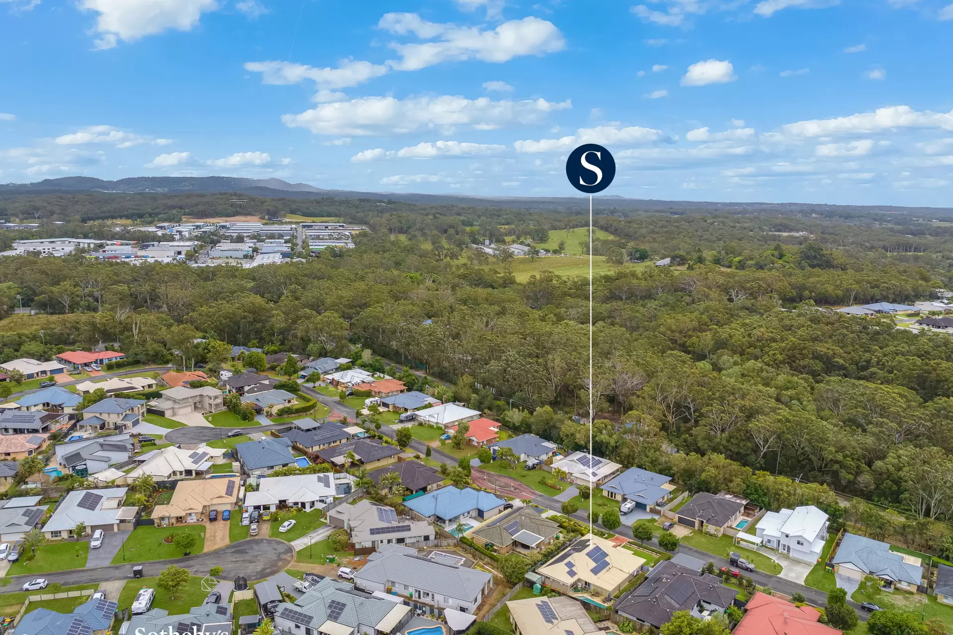 10 Portland Parade, Redland Bay For Sale by Queensland Sotheby's International Realty - image 1