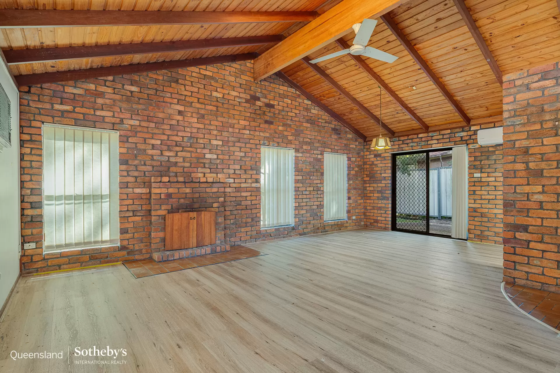 28 Main Street, Redland Bay For Sale by  - image 1