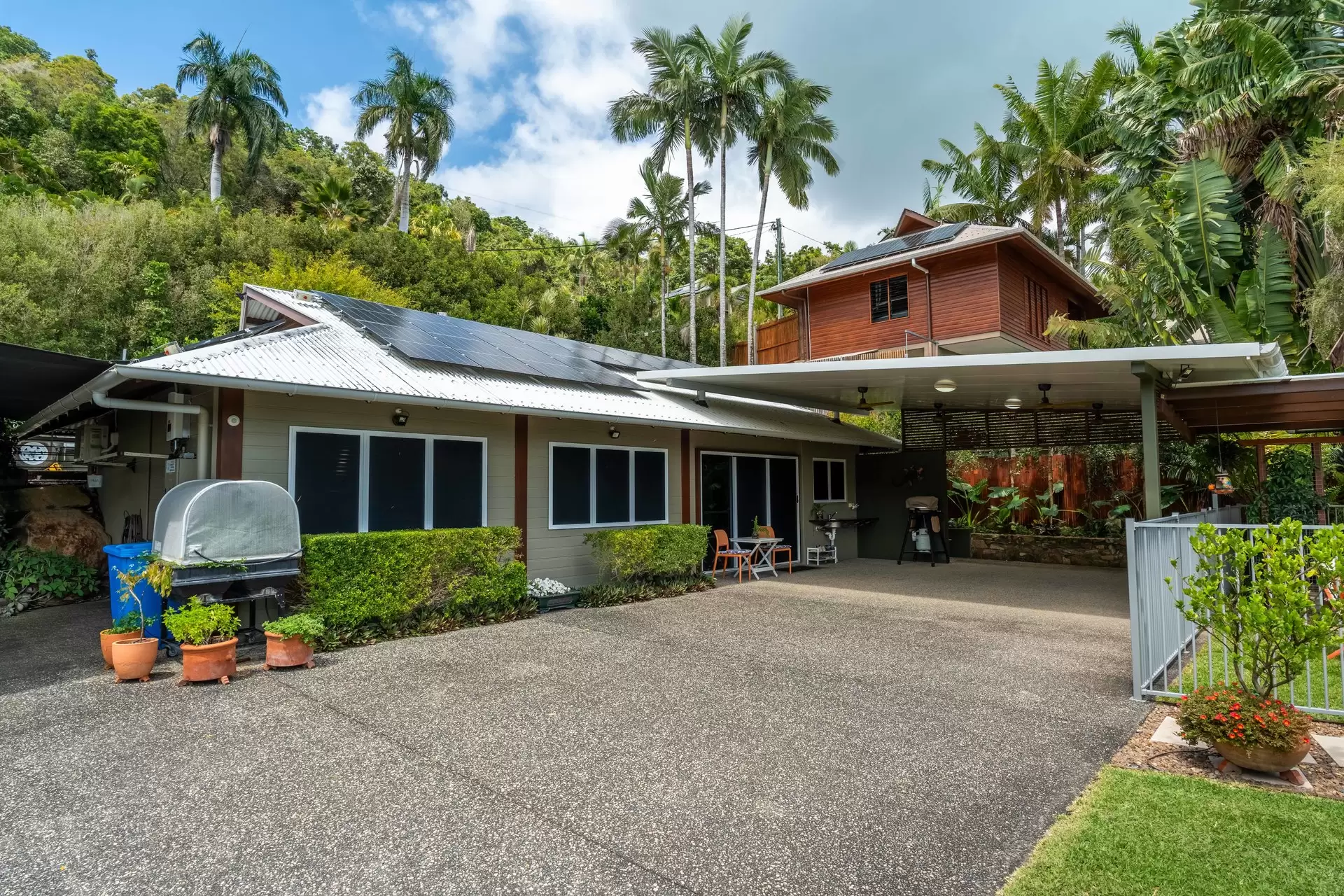 313 Mandalay Road, Mandalay For Sale by Queensland Sotheby's International Realty - image 1