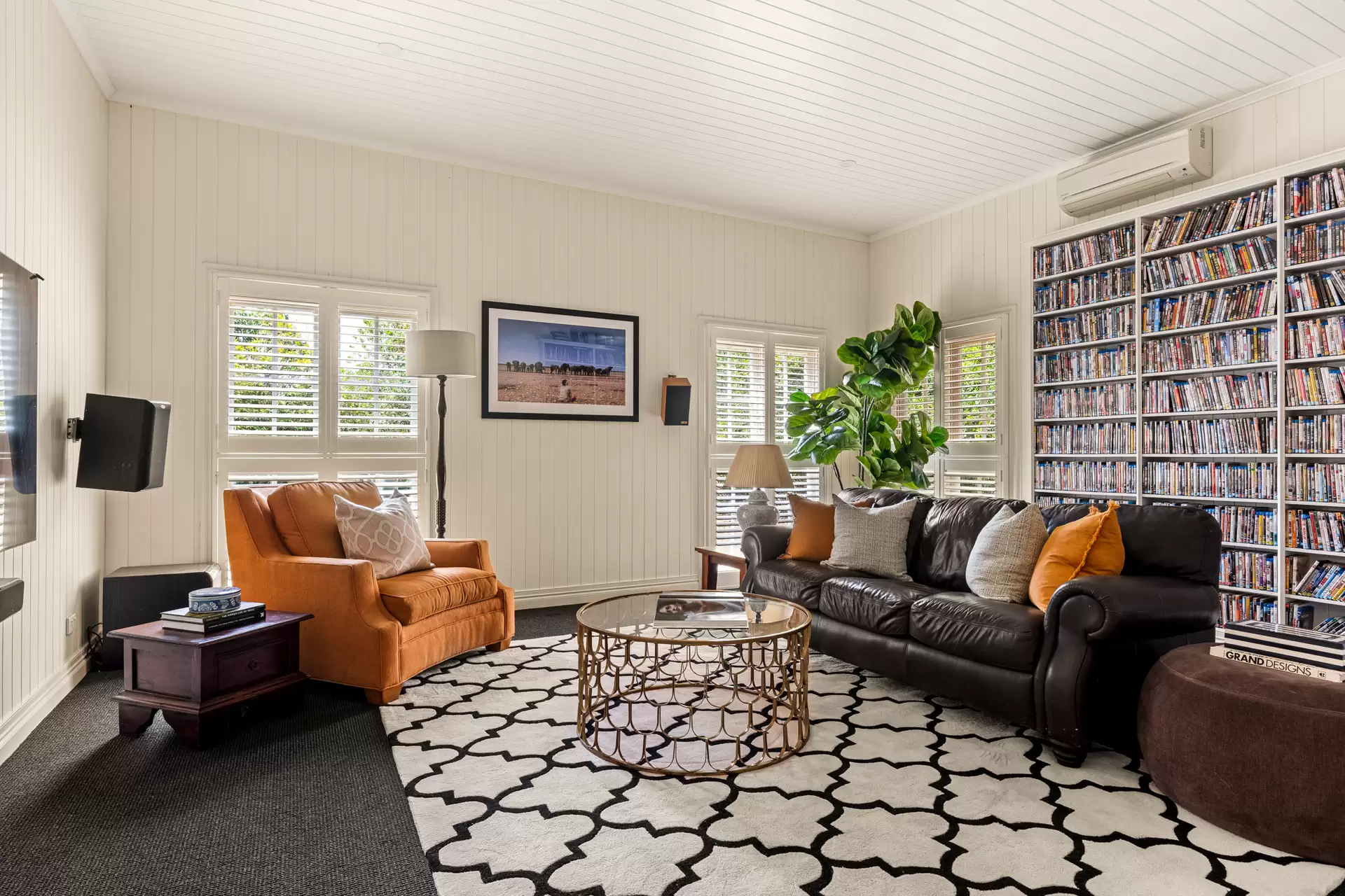 133 Warriewood Street, Chandler For Sale by Queensland Sotheby's International Realty - image 1