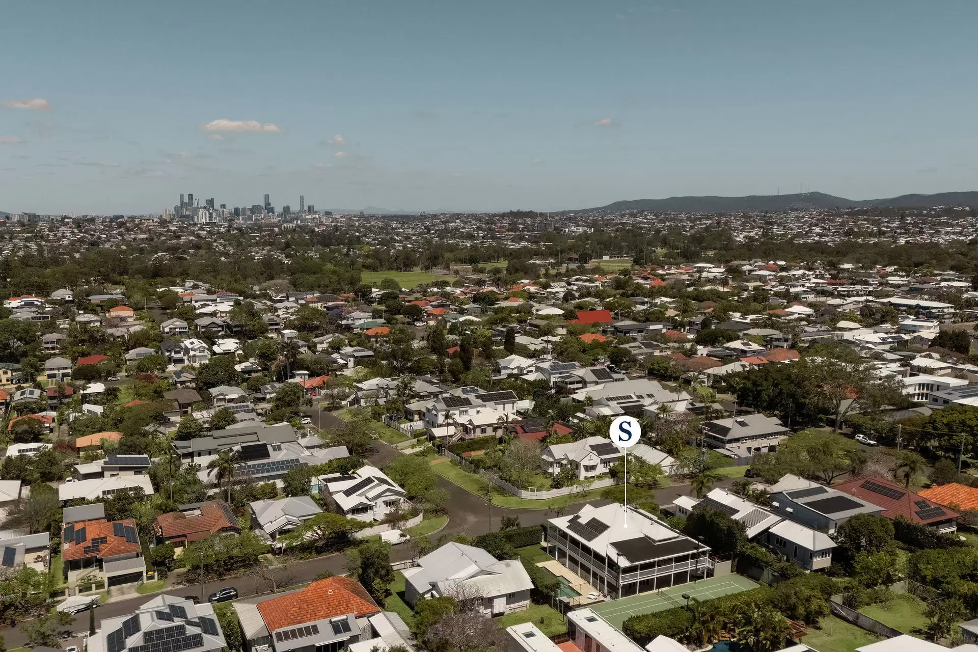 33 Oxford Street, Nundah For Sale by Queensland Sotheby's International Realty - image 1