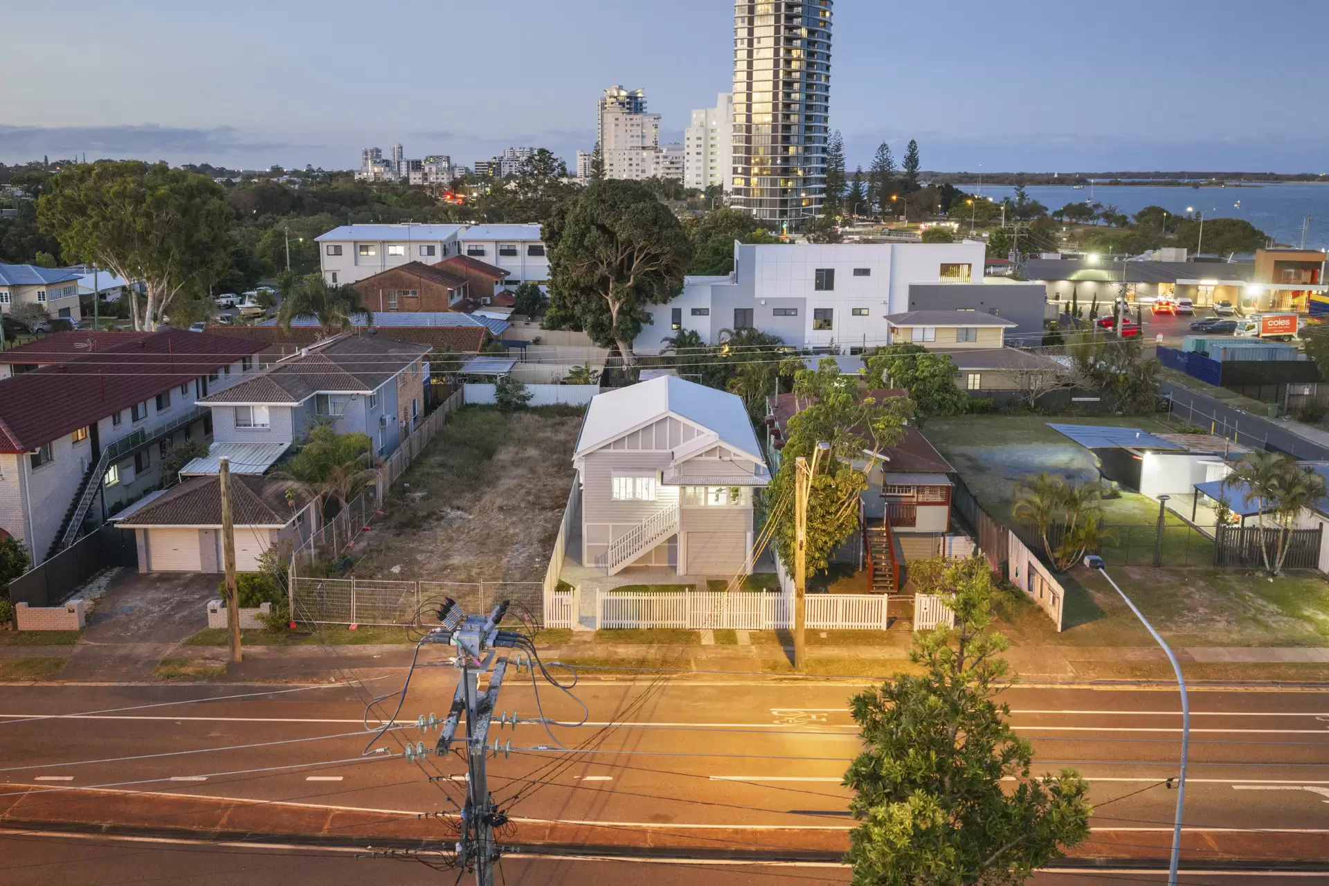 17 Stevens Street, Southport For Sale by Queensland Sotheby's International Realty - image 1