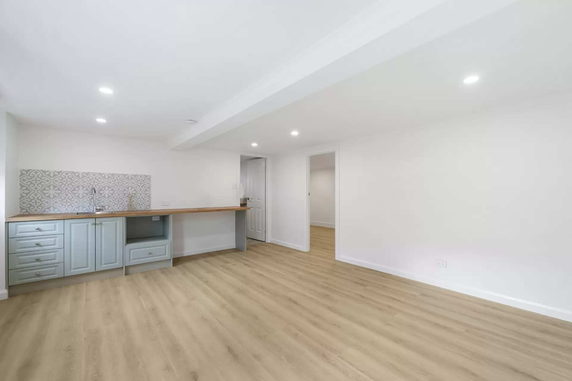 17 Stevens Street, Southport For Sale by Queensland Sotheby's International Realty - image 1