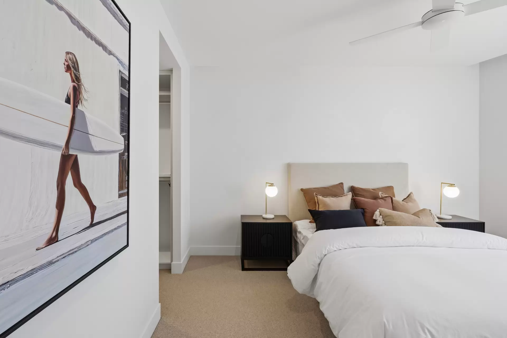 401/5 Pacific Street, Main Beach For Sale by  - image 1