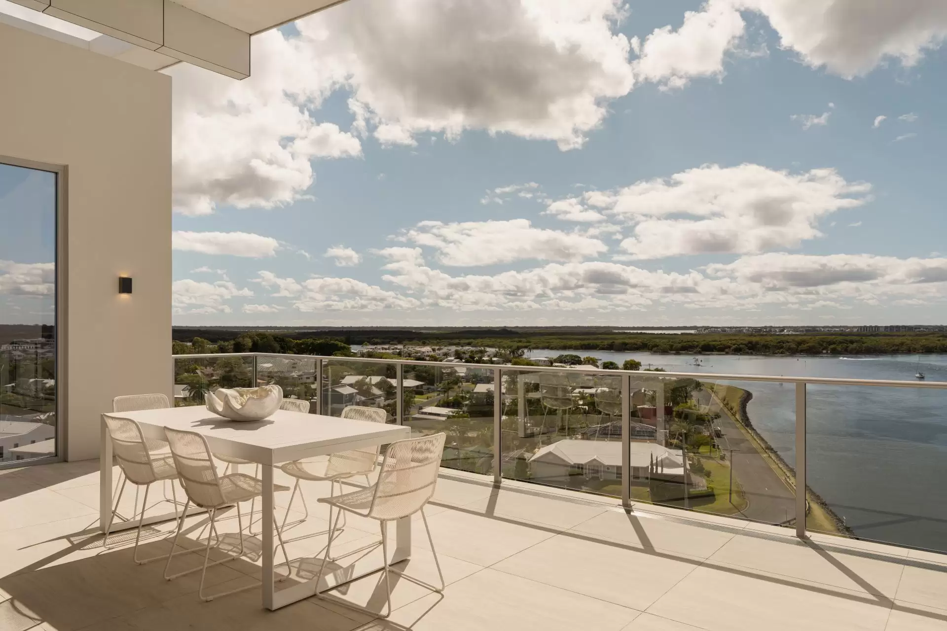 141/93 Sheehan  Avenue, Hope Island For Sale by  - image 1