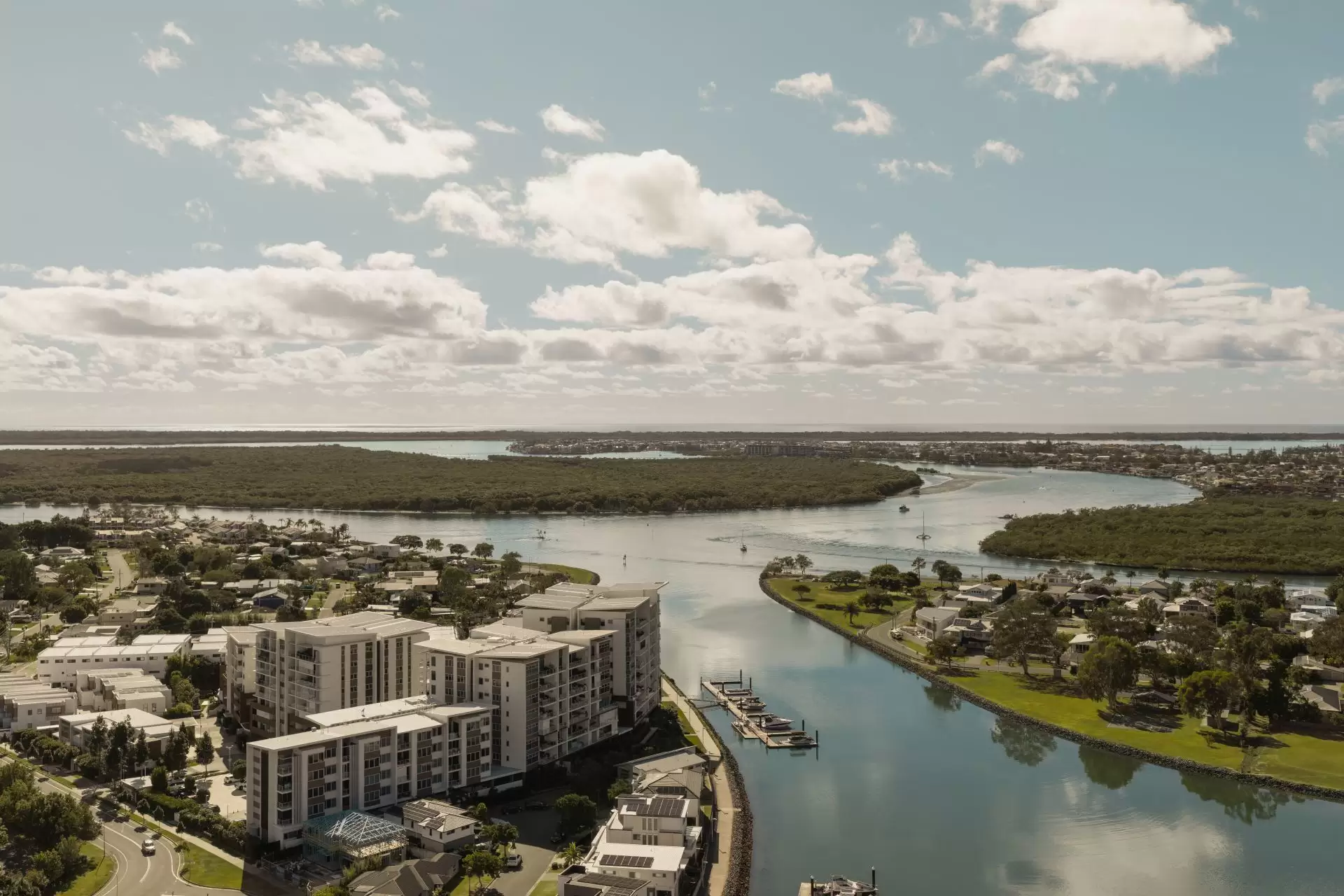 141/93 Sheehan  Avenue, Hope Island For Sale by  - image 1