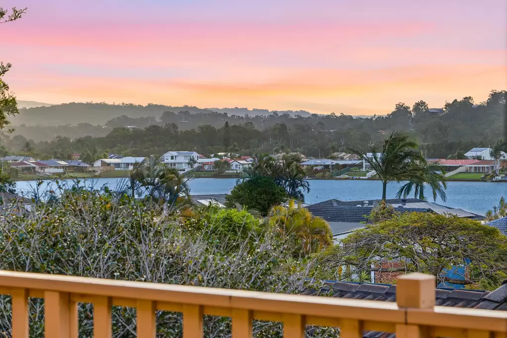 6 Currant Street, Elanora For Sale by 