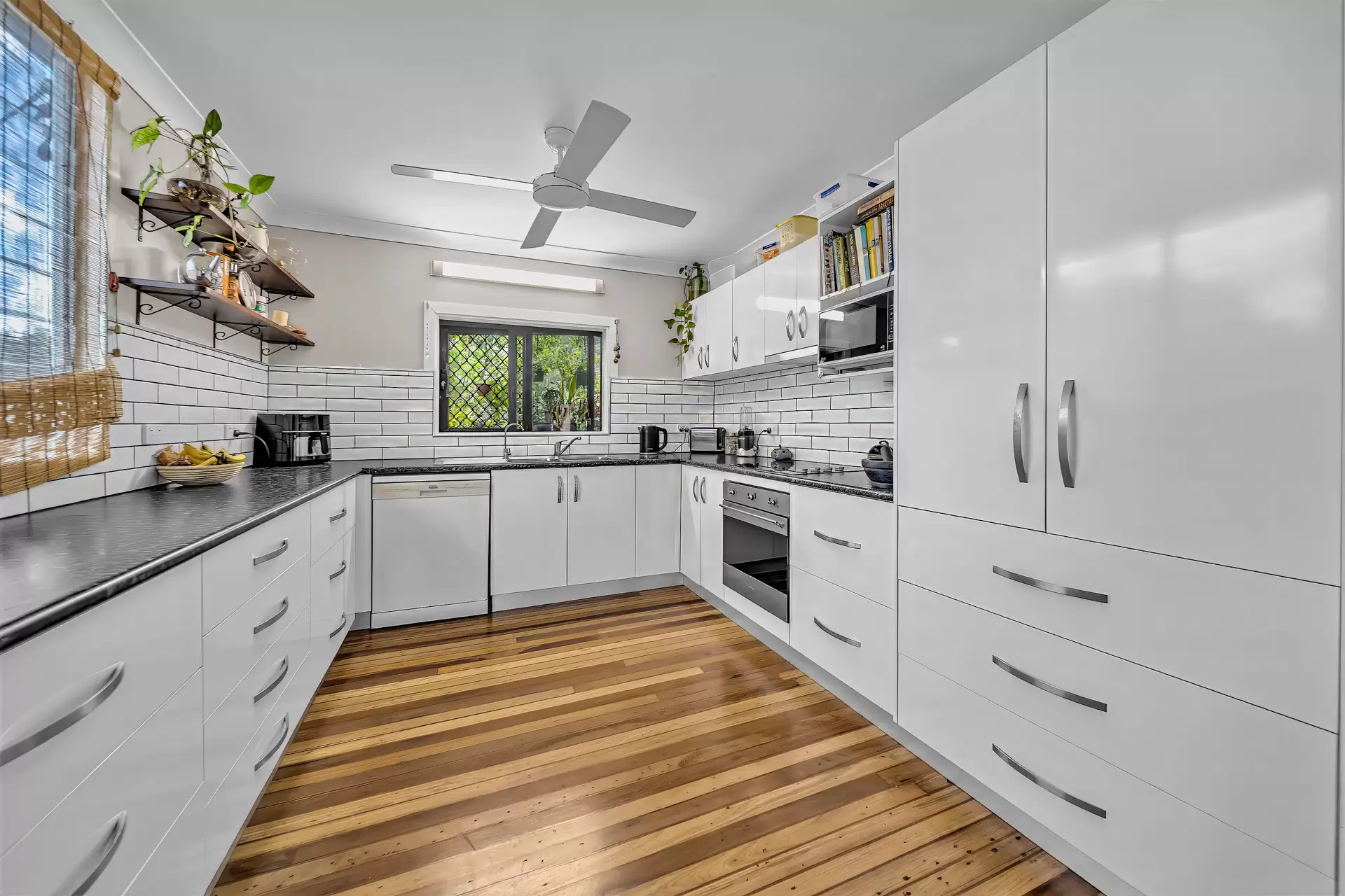 1069 Conway Road, Conway For Sale by Queensland Sotheby's International Realty - image 1