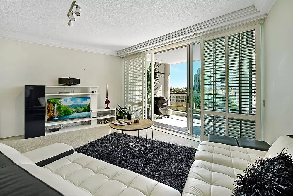 17/3 Tedder Avenue, Main Beach Sold by Queensland Sotheby's International Realty - image 1