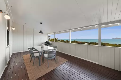 22A Rattray Avenue, Hideaway Bay For Sale by Queensland Sotheby's International Realty