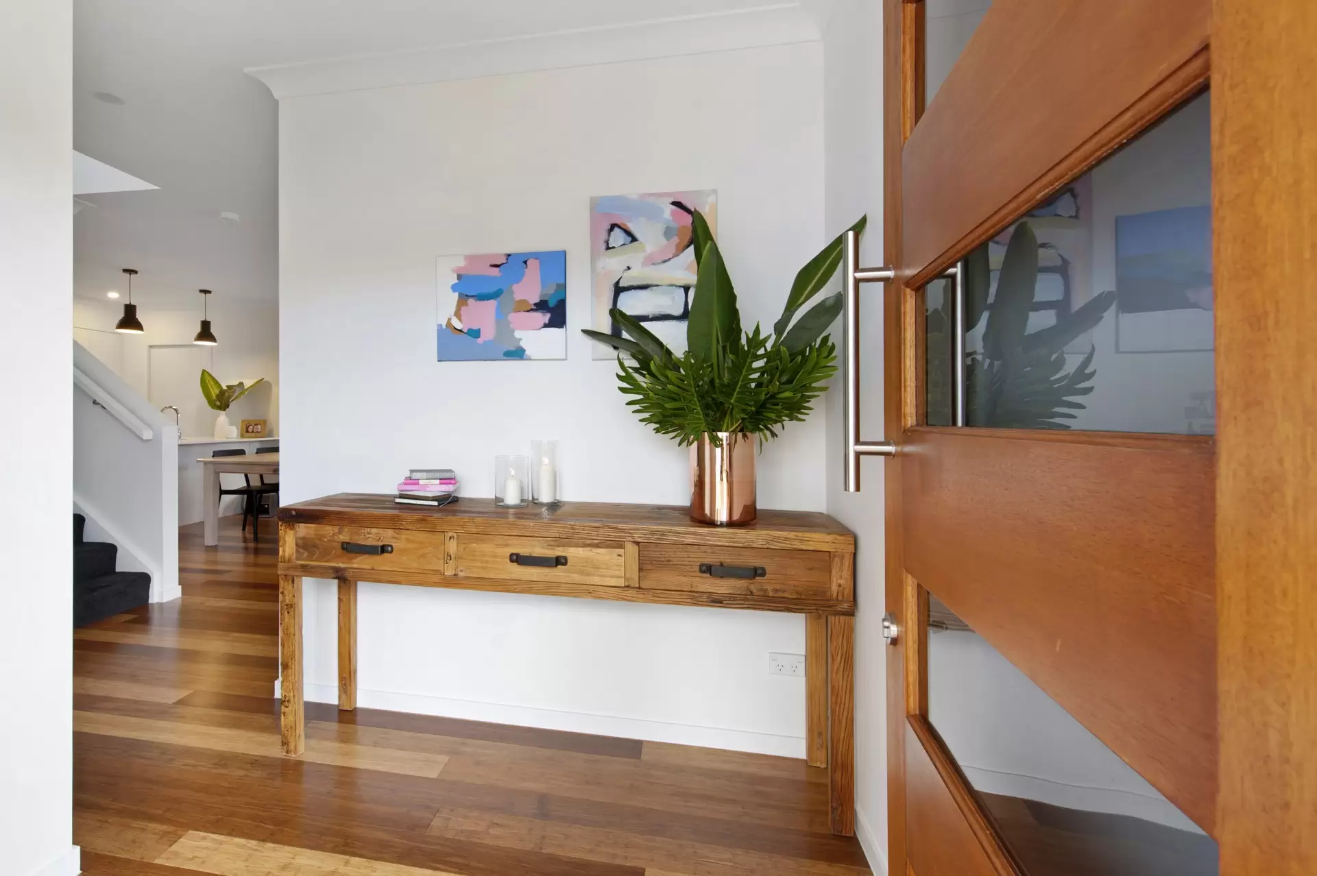 2 Lunar Court, Benowa Sold by Queensland Sotheby's International Realty - image 1
