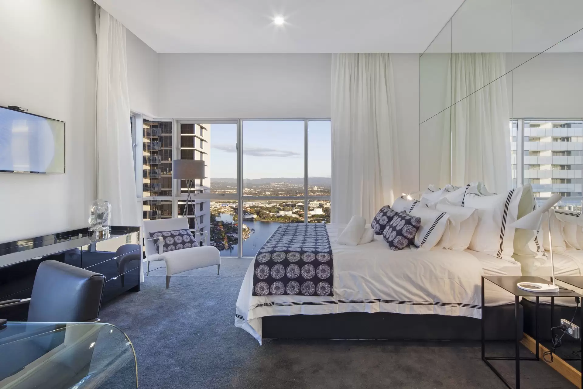 Level 38/1382/23 Ferny Avenue, Surfers Paradise Sold by Queensland Sotheby's International Realty - image 1