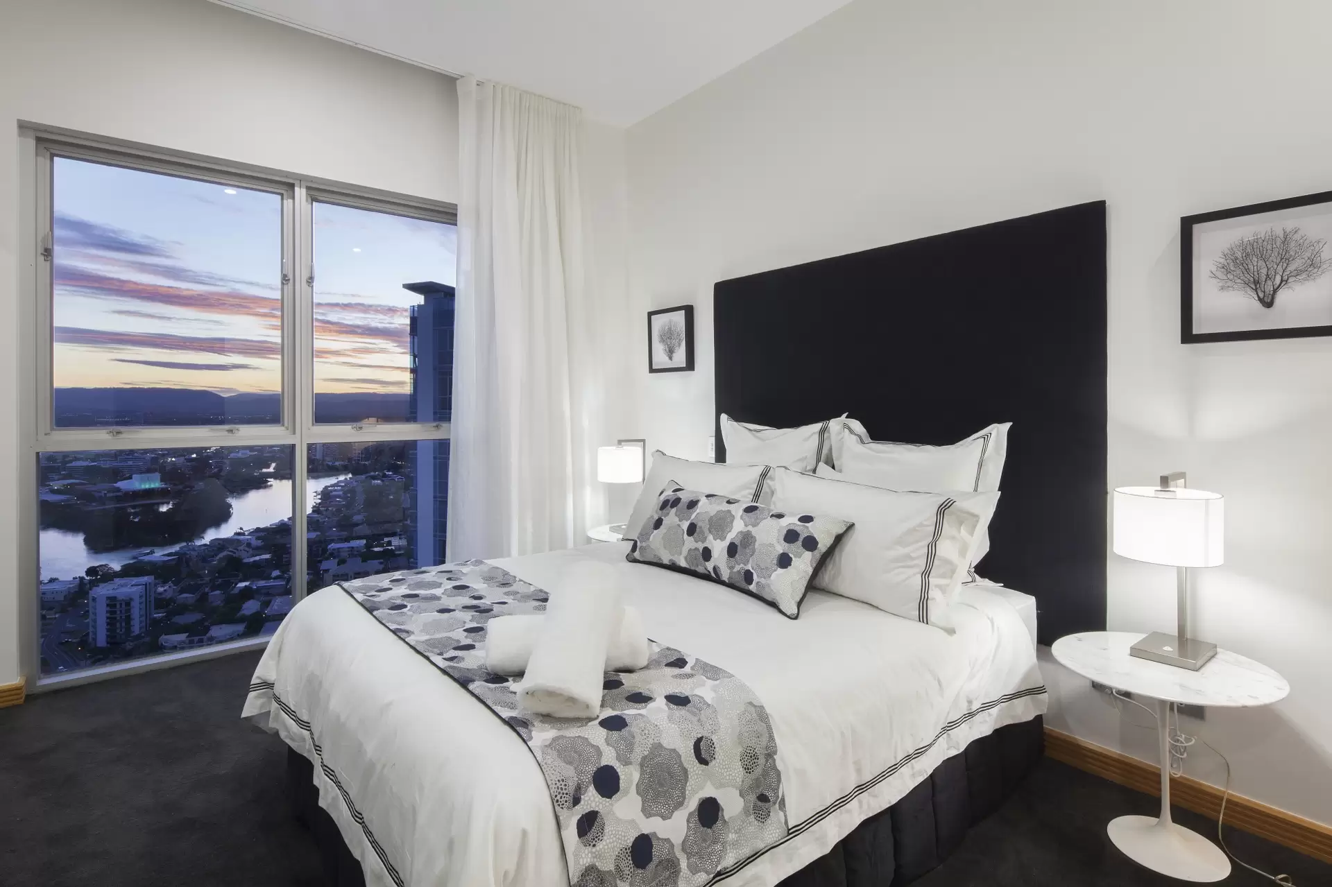 Level 38/1382/23 Ferny Avenue, Surfers Paradise Sold by Queensland Sotheby's International Realty - image 1