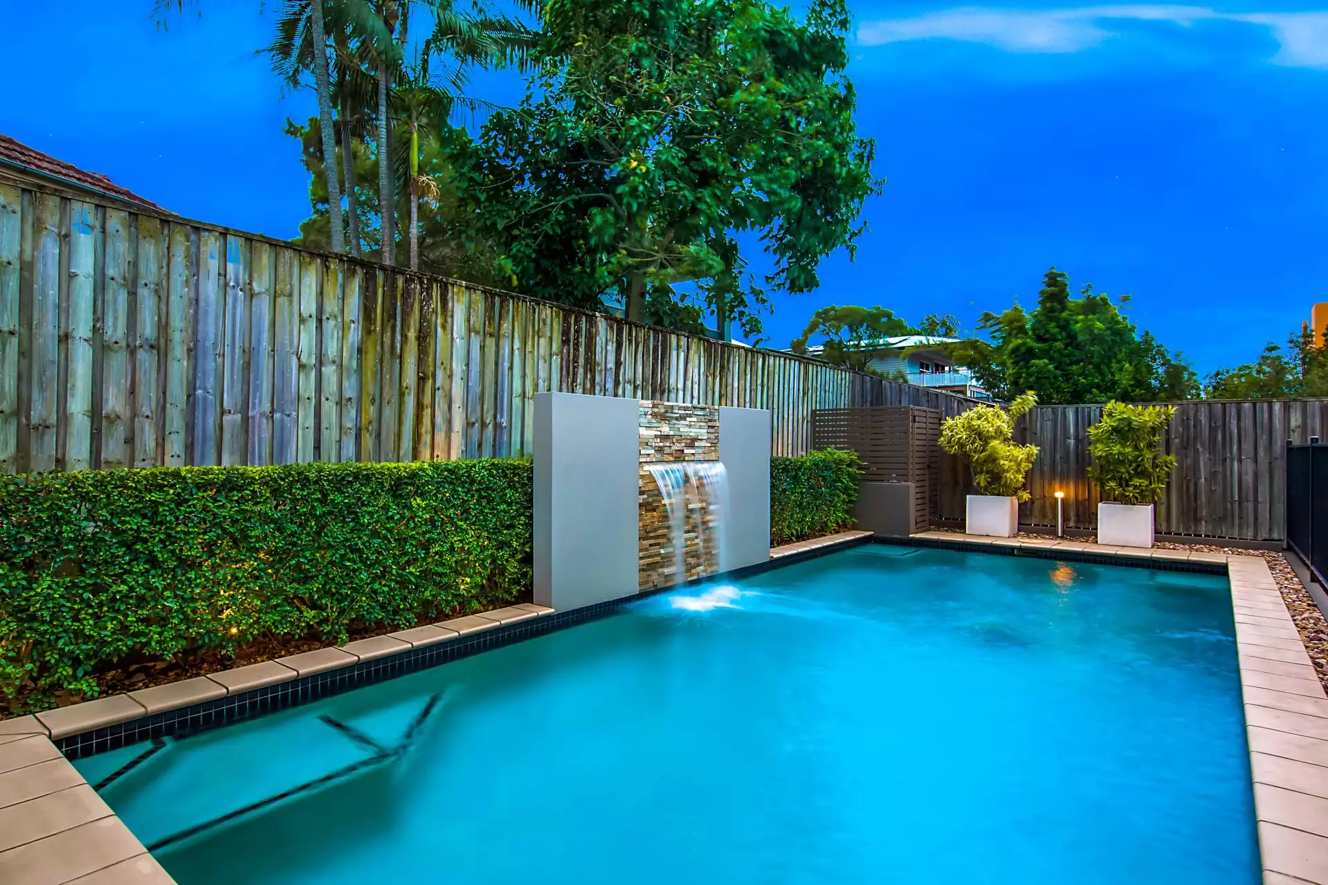 39 Sunny Avenue, Wavell Heights Sold by Queensland Sotheby's International Realty - image 1
