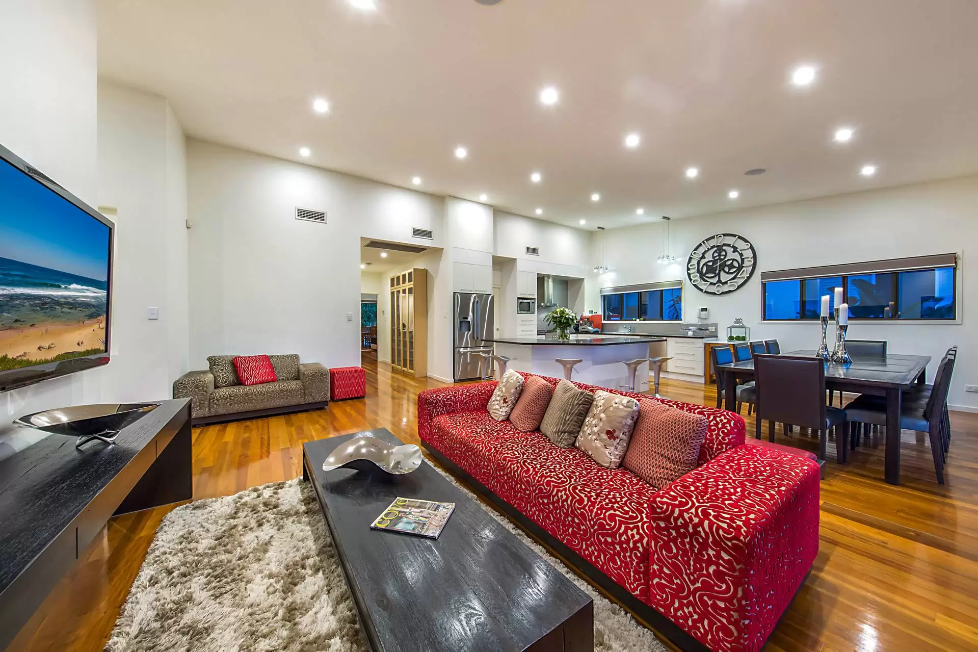 39 Sunny Avenue, Wavell Heights Sold by Queensland Sotheby's International Realty - image 1