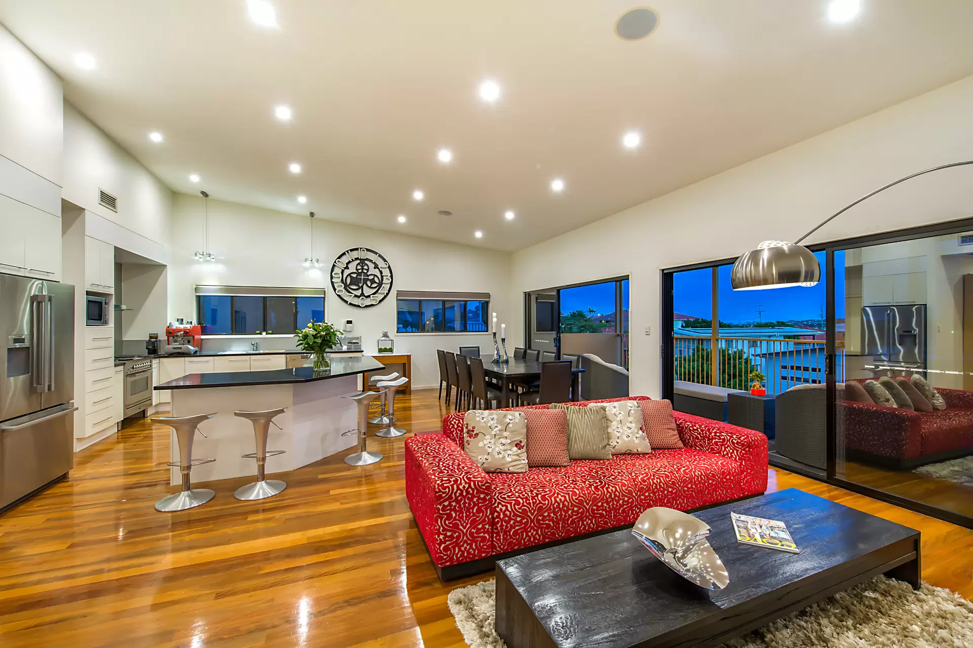 39 Sunny Avenue, Wavell Heights Sold by Queensland Sotheby's International Realty - image 1