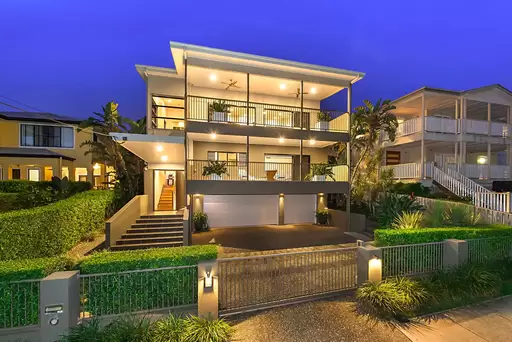 39 Sunny Avenue, Wavell Heights Sold by 