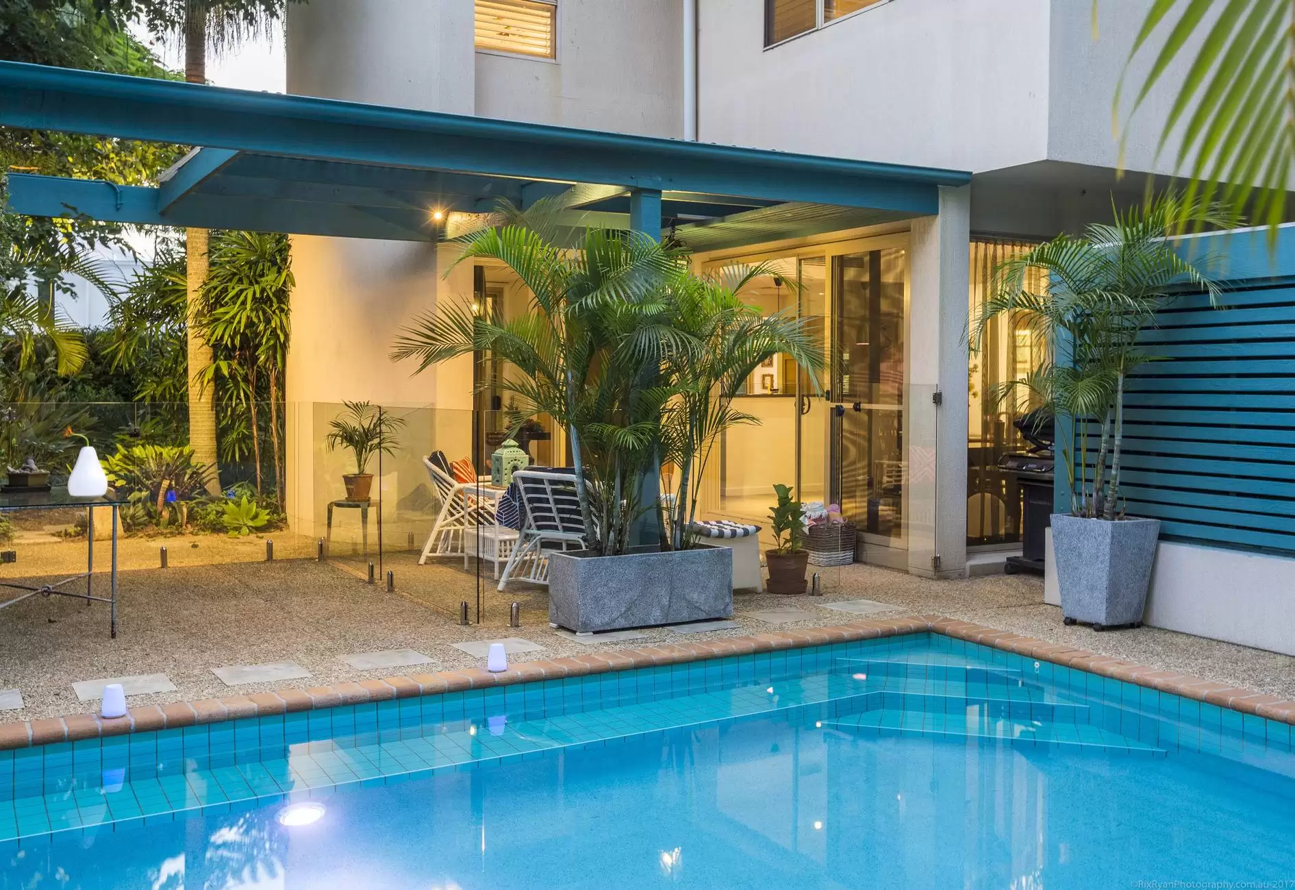 2104/1 Ross Street, Benowa Sold by  - image 1