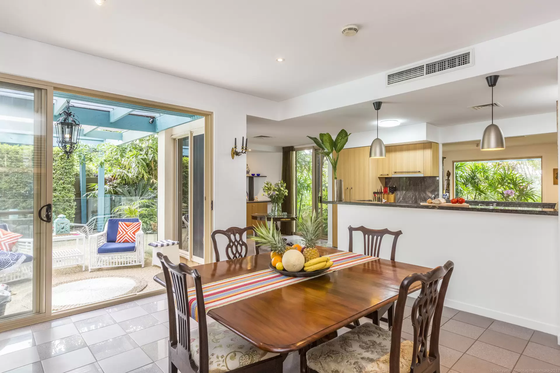 2104/1 Ross Street, Benowa Sold by Queensland Sotheby's International Realty - image 1