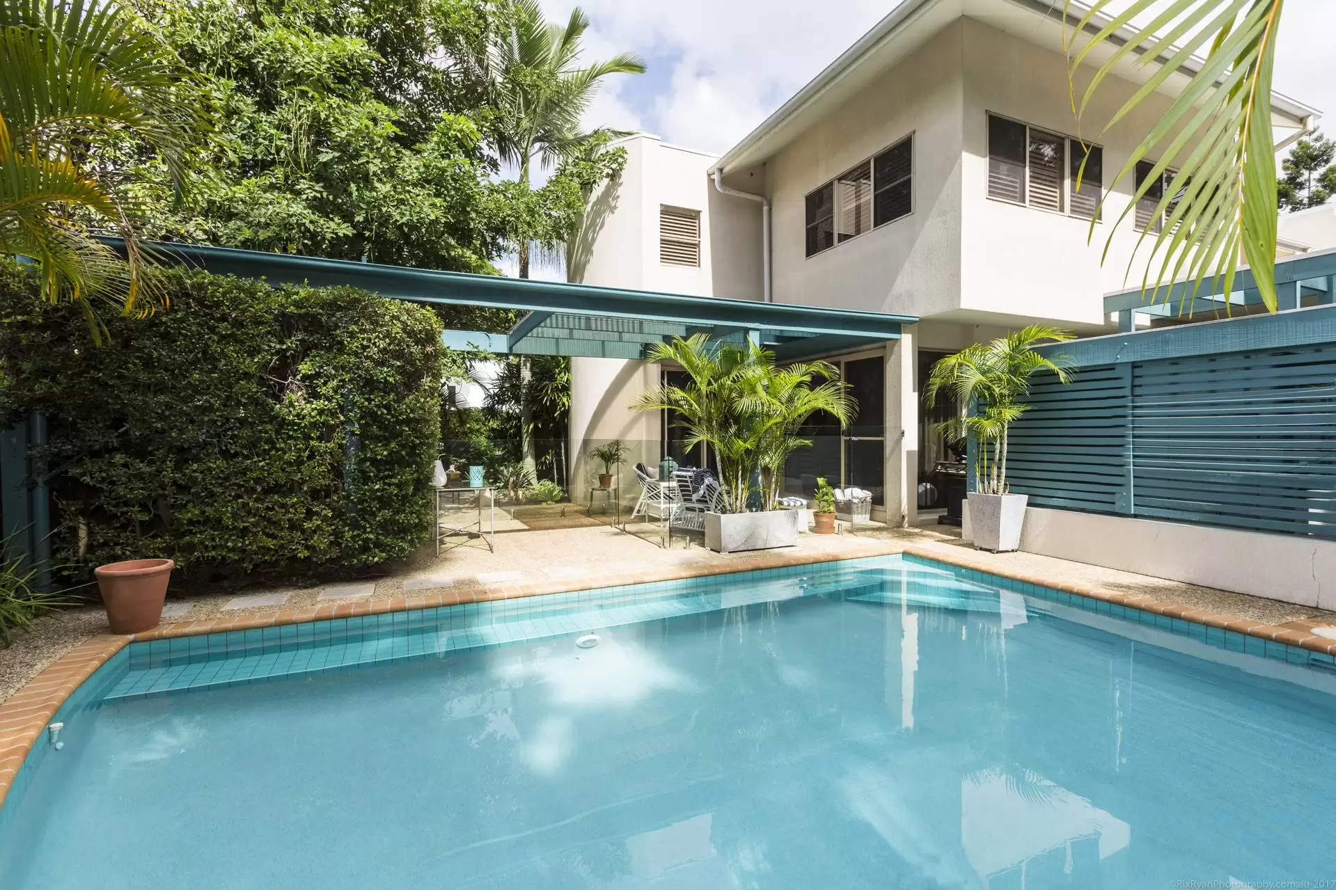 2104/1 Ross Street, Benowa Sold by Queensland Sotheby's International Realty - image 1