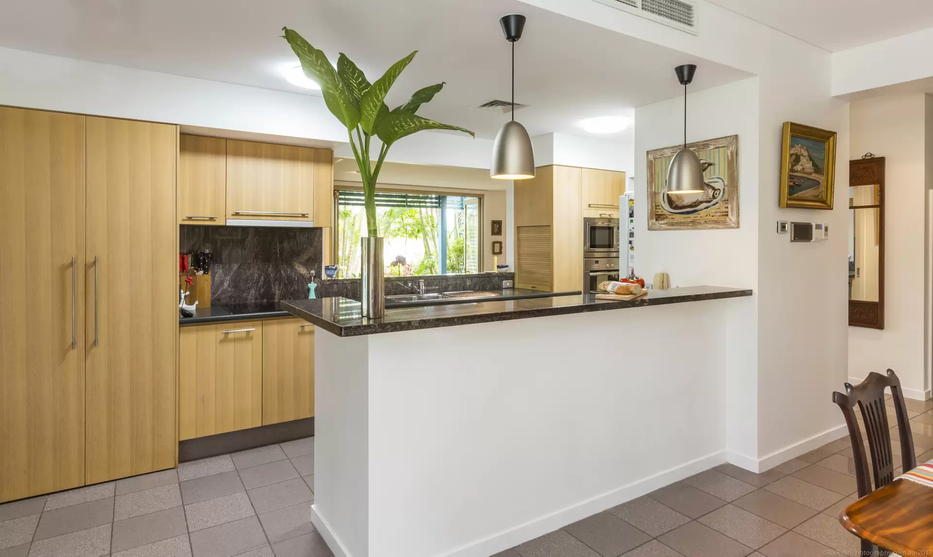 2104/1 Ross Street, Benowa Sold by Queensland Sotheby's International Realty - image 1