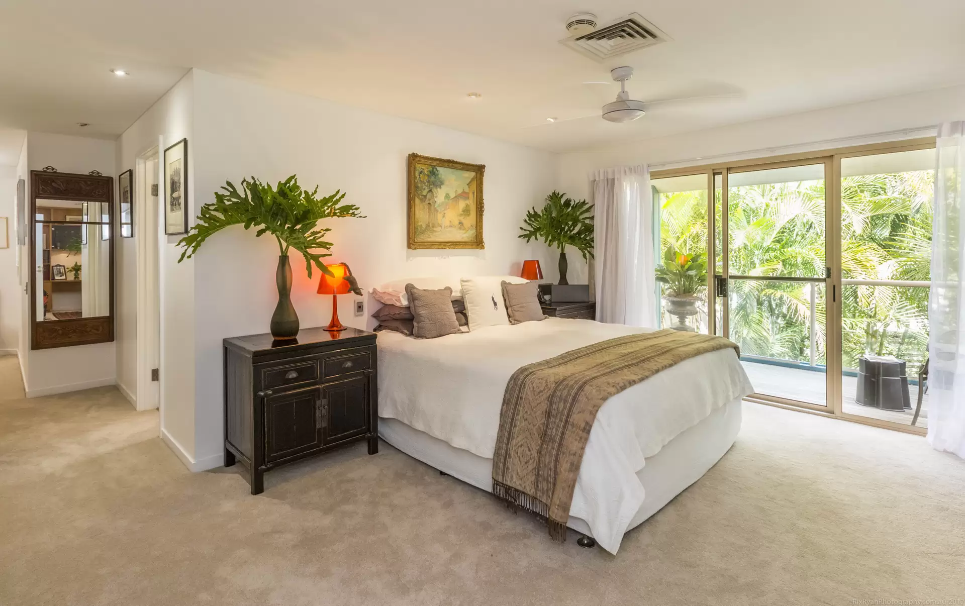 2104/1 Ross Street, Benowa Sold by Queensland Sotheby's International Realty - image 1