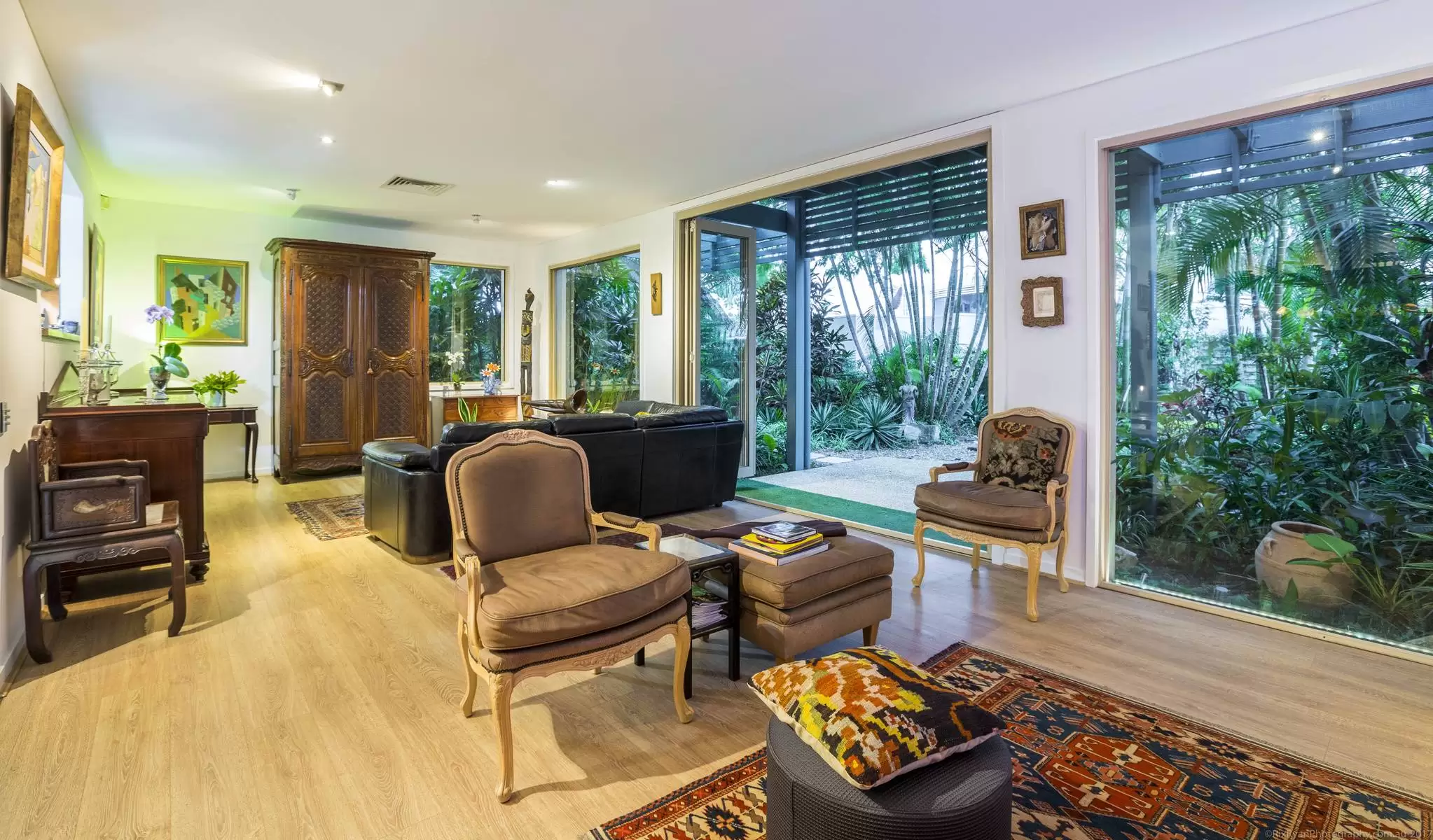2104/1 Ross Street, Benowa Sold by Queensland Sotheby's International Realty - image 1