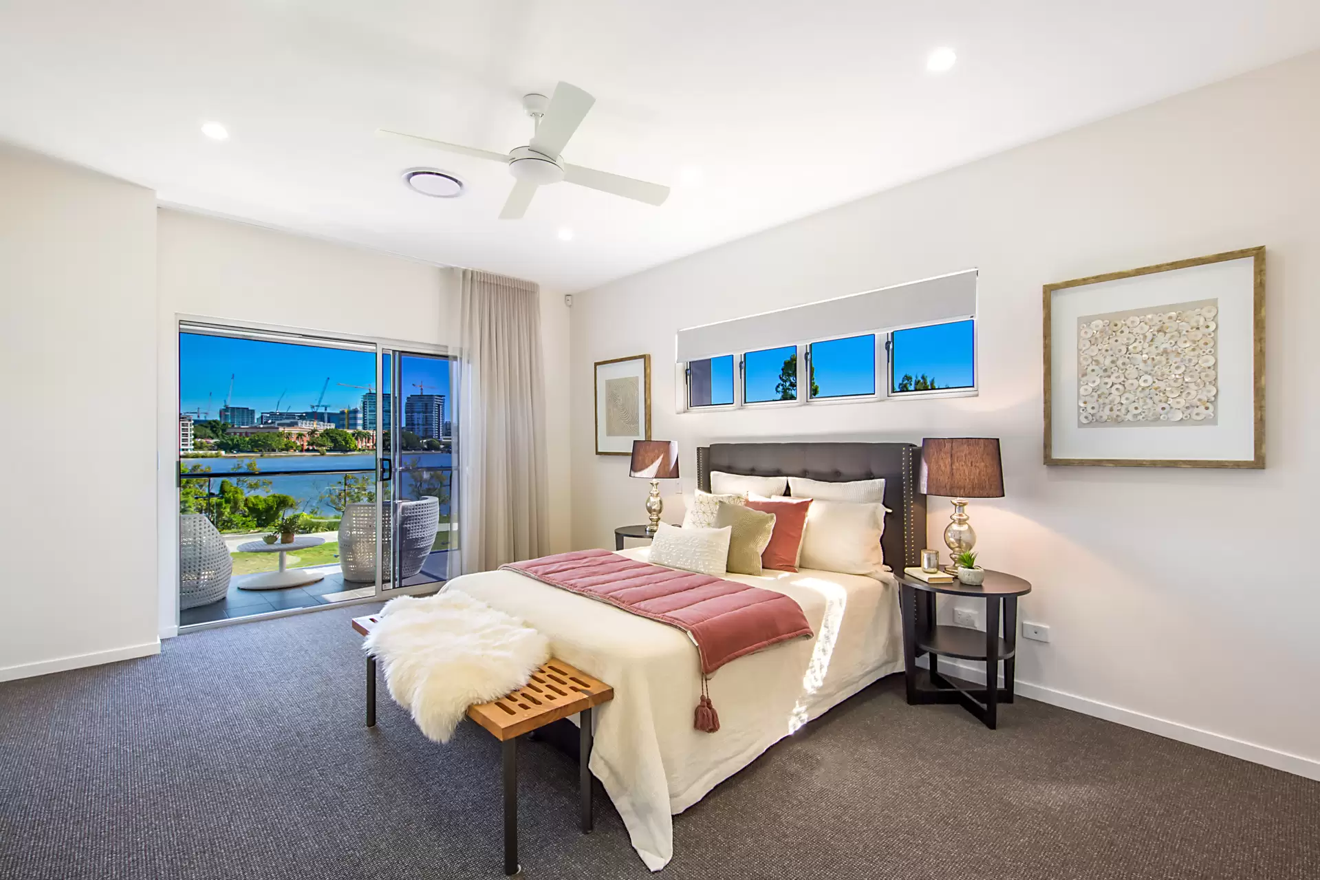 15 Waterline Crescent, Bulimba Sold by Queensland Sotheby's International Realty - image 1