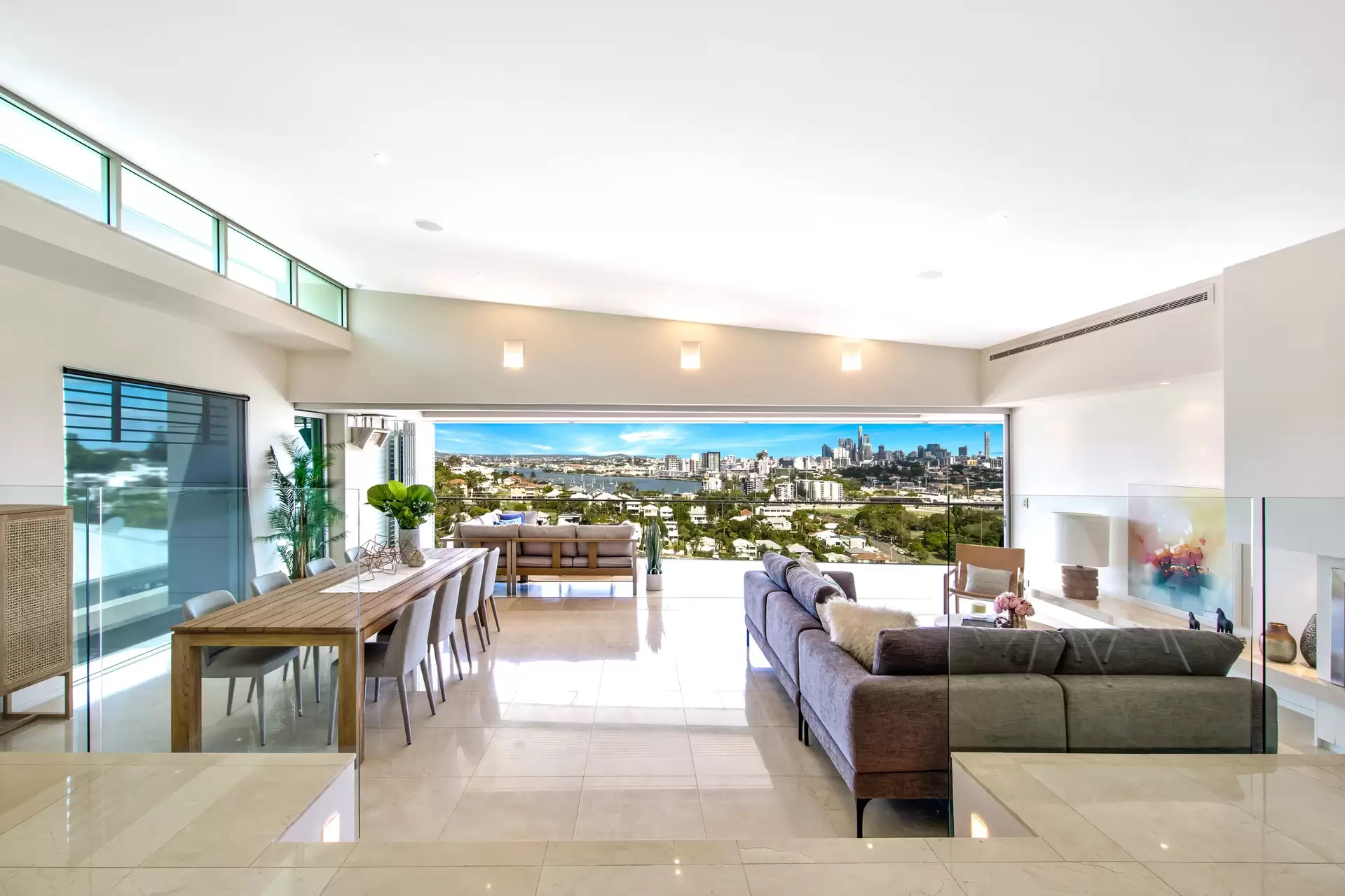 128 Crosby Road, Ascot Sold by Queensland Sotheby's International Realty - image 1