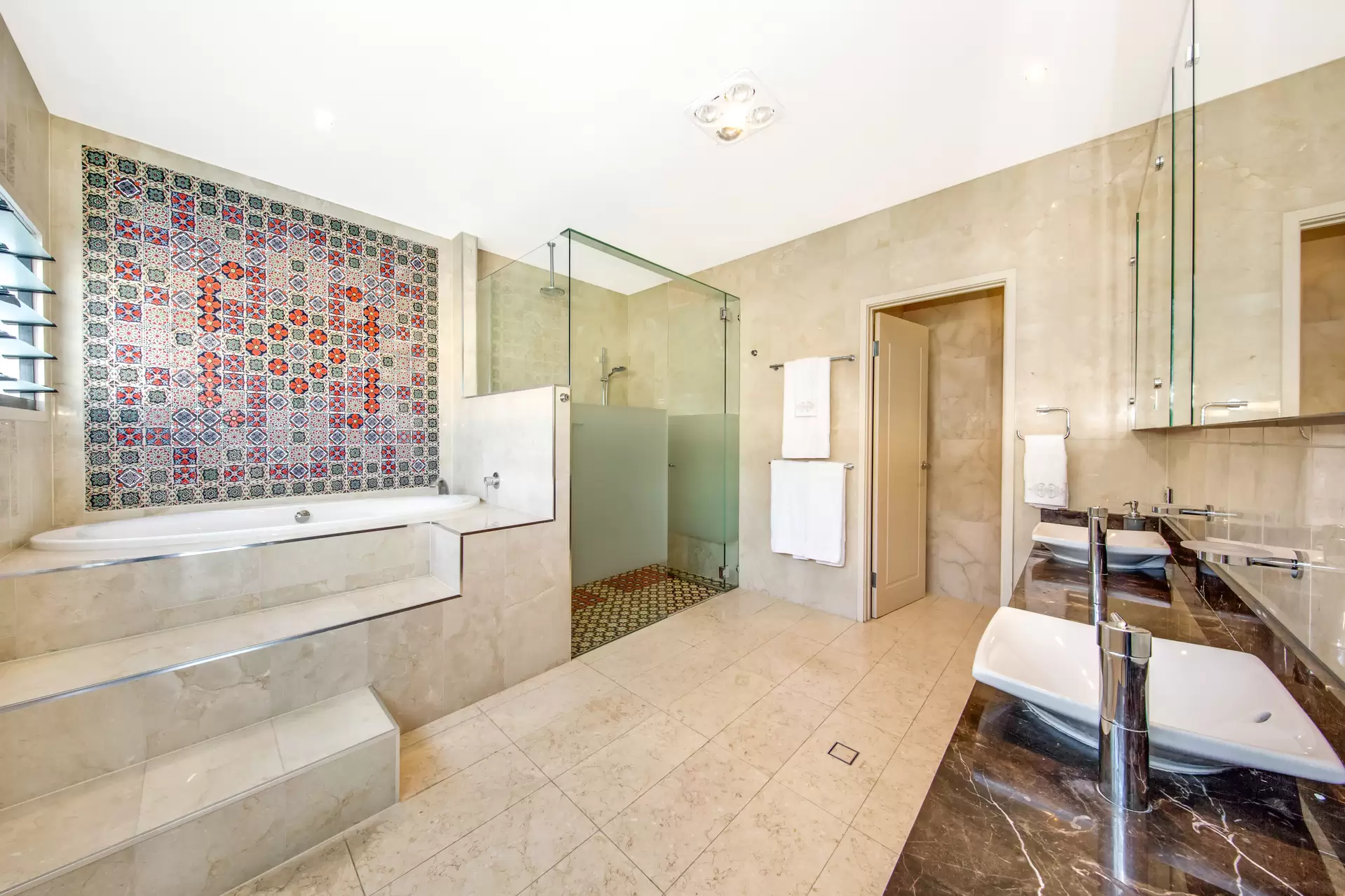 39 Ray Street, Wilston Sold by Queensland Sotheby's International Realty - image 1