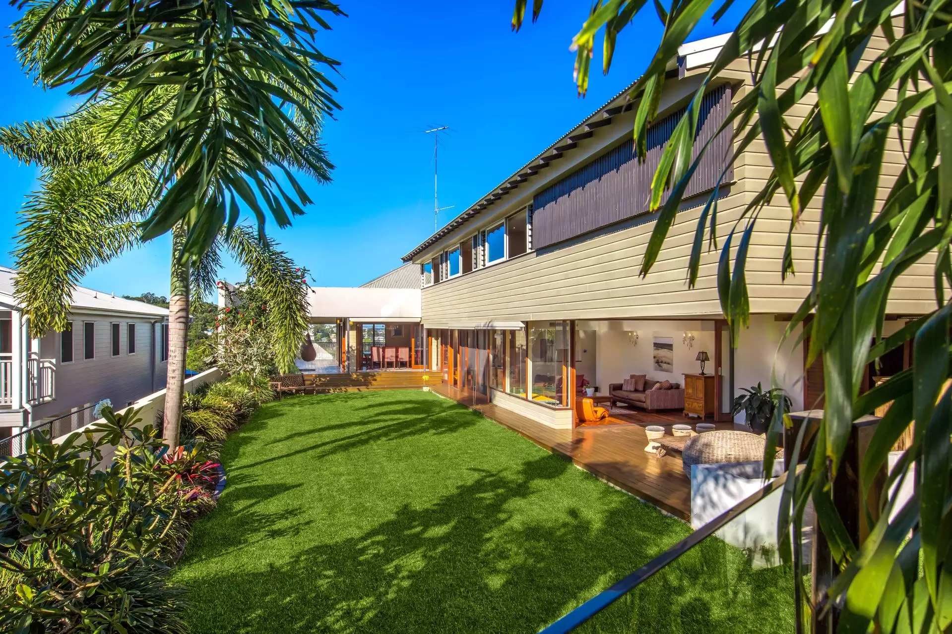 39 Ray Street, Wilston Sold by Queensland Sotheby's International Realty - image 1
