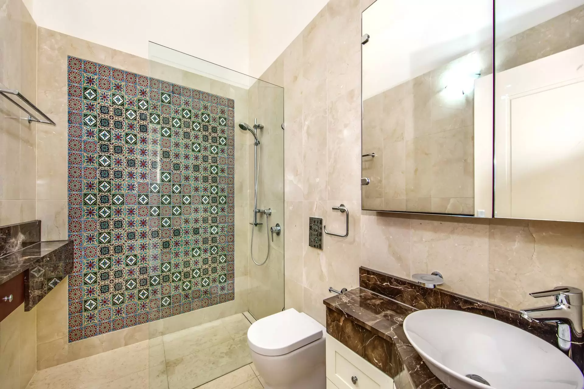 39 Ray Street, Wilston Sold by Queensland Sotheby's International Realty - image 1