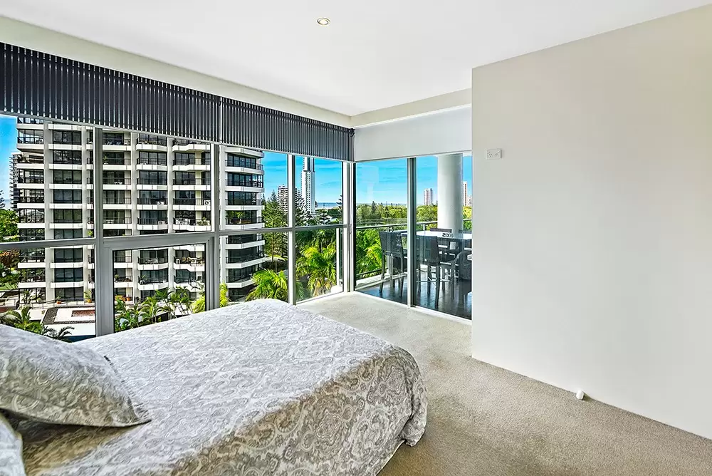 702/11 Hill Parade, Main Beach Sold by Queensland Sotheby's International Realty - image 1