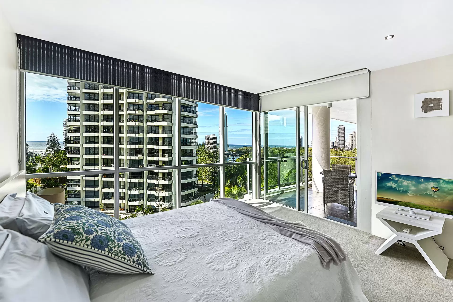 702/11 Hill Parade, Main Beach Sold by Queensland Sotheby's International Realty - image 1