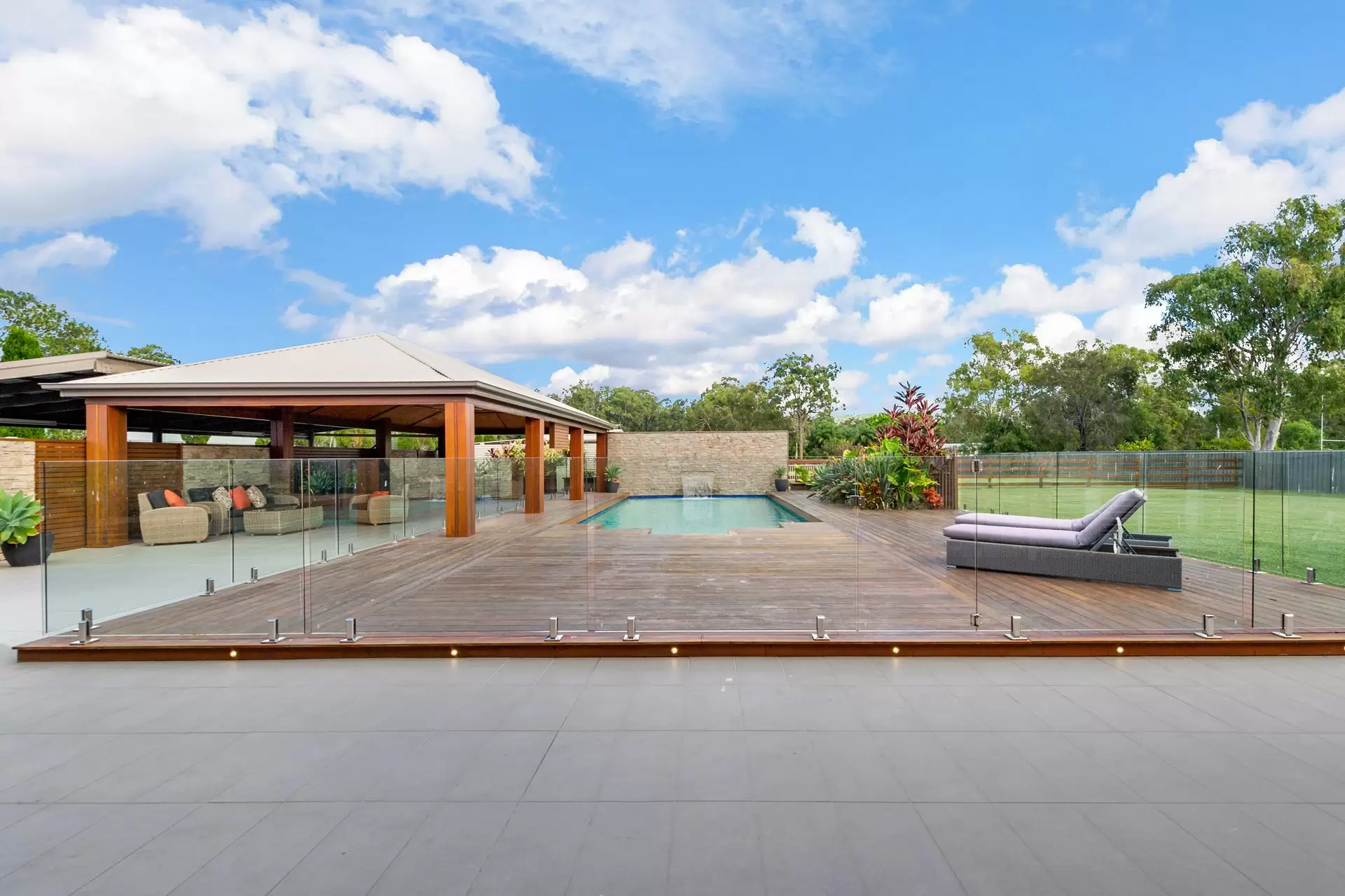 349 Boston Road, Belmont Sold by  - image 1