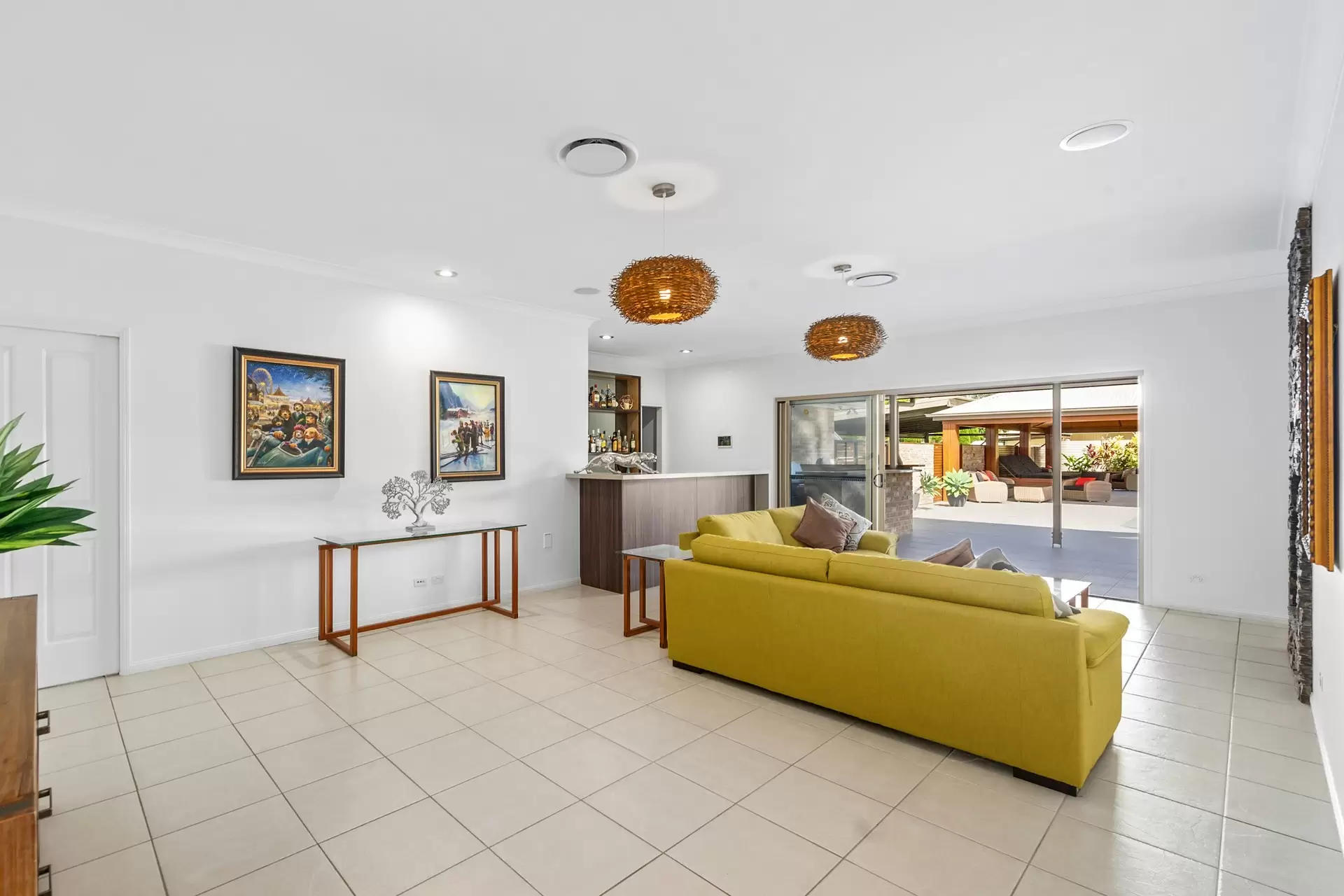 349 Boston Road, Belmont Sold by  - image 1