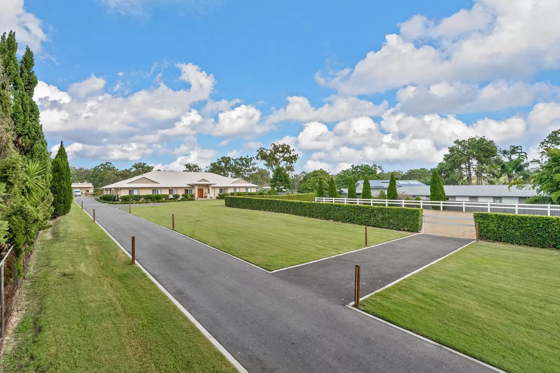 349 Boston Road, Belmont Sold by  - image 1