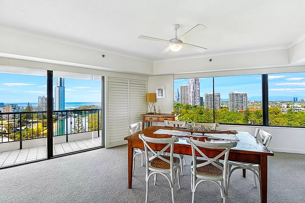 24 Breaker Street, Main Beach Sold by Queensland Sotheby's International Realty - image 1